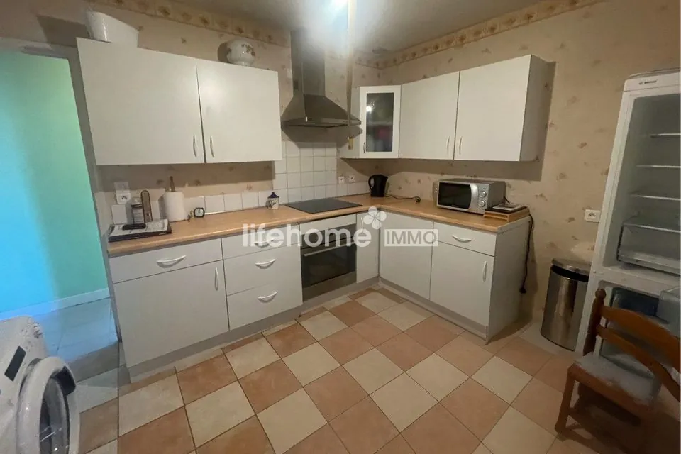 Maison à vendre de 91 m² à Levroux avec jardin et garage 