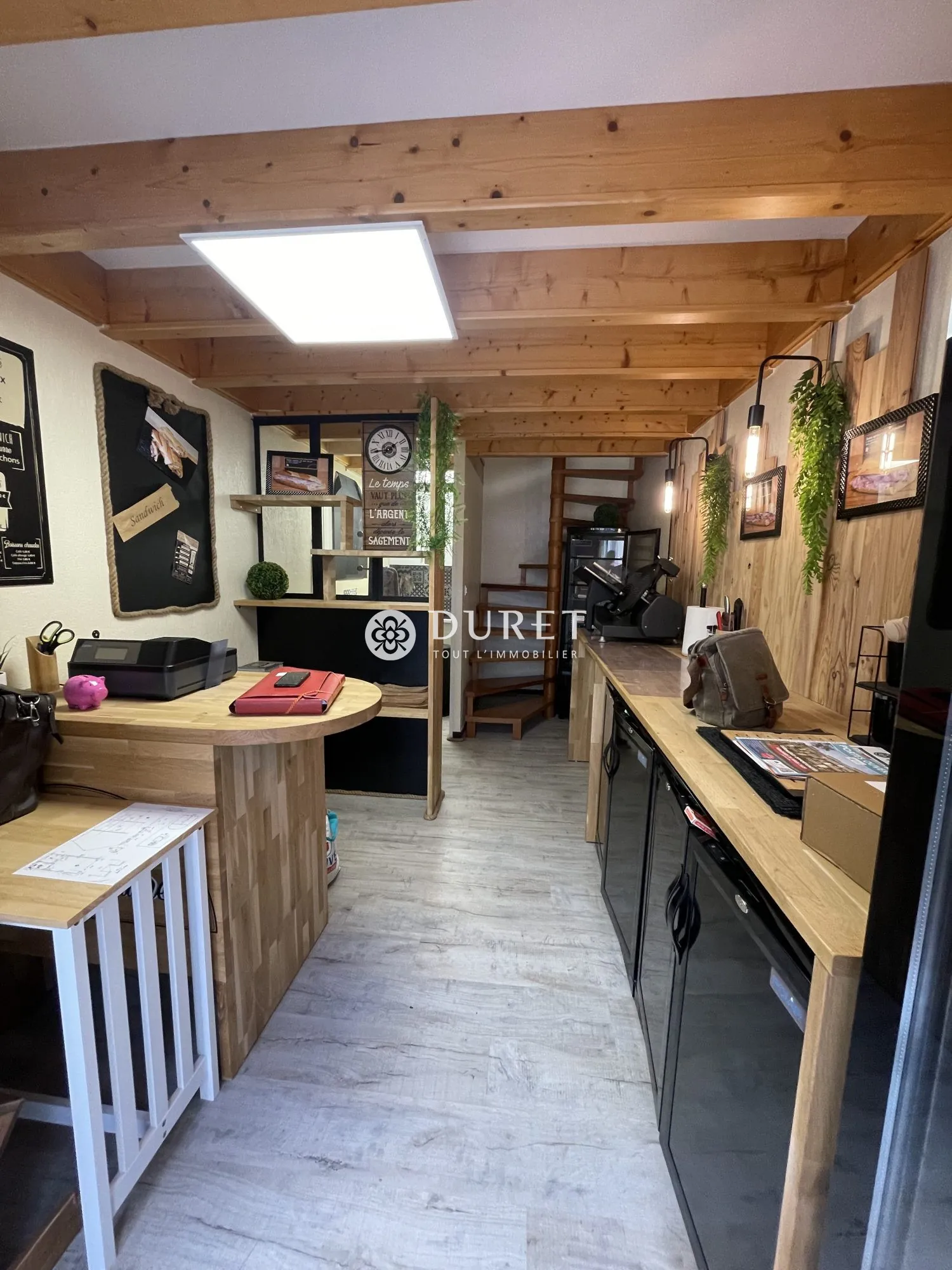 Local commercial en vente au cœur de La Roche-sur-Yon - 35 m² 