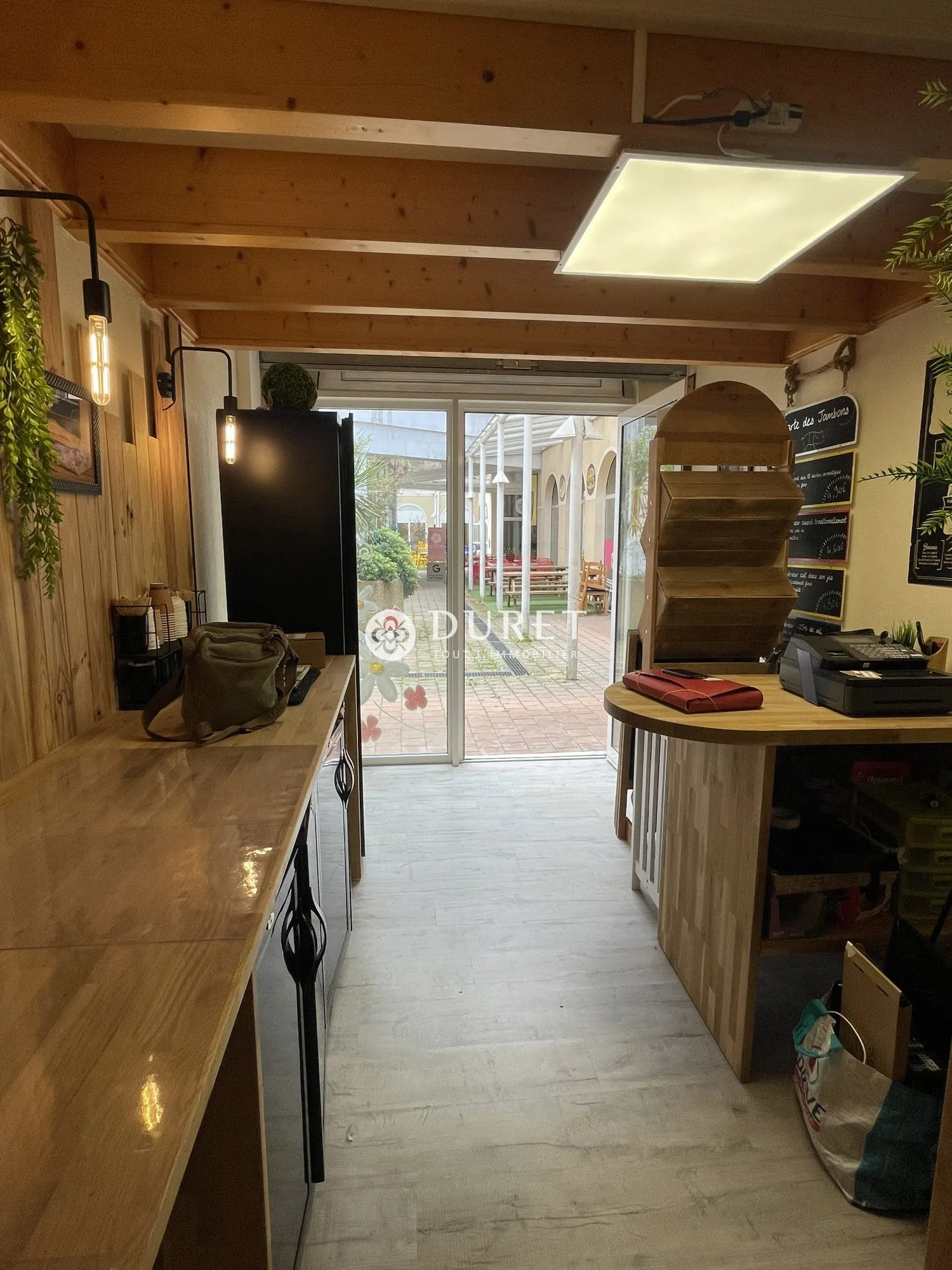 Local commercial en vente au cœur de La Roche-sur-Yon - 35 m²