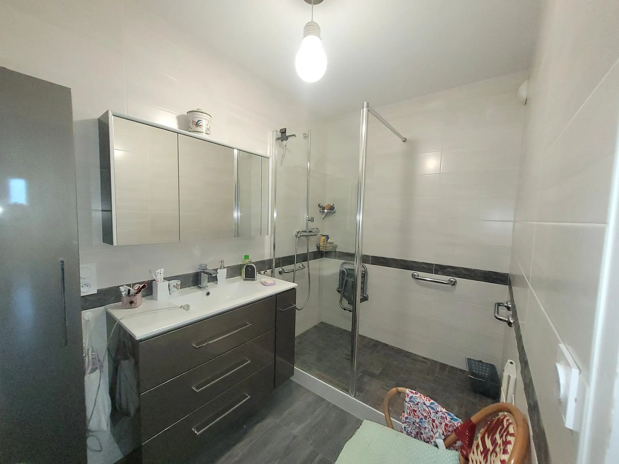 Appartement 4 pièces rénové avec vue sur le Cher à Tours 