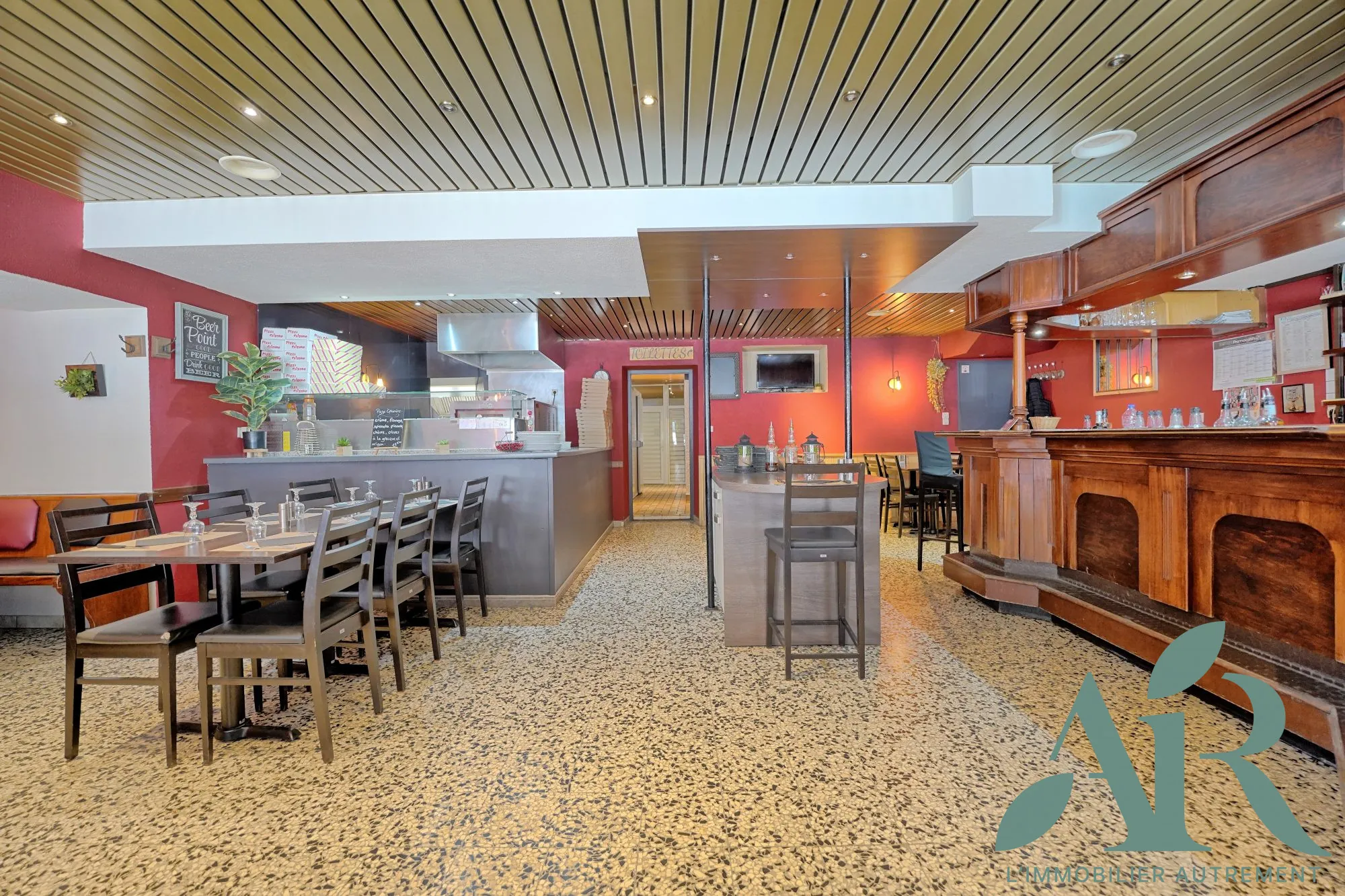 Fonds de commerce de restaurant et pizzeria à Senones - La Salle des Gardes 