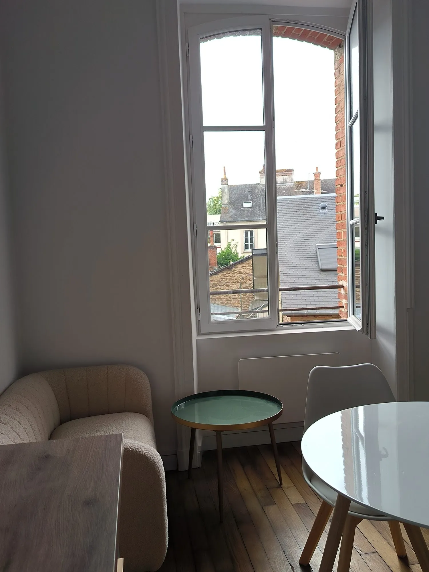 Appartement T2 rénové à vendre à Rennes proche Thabor