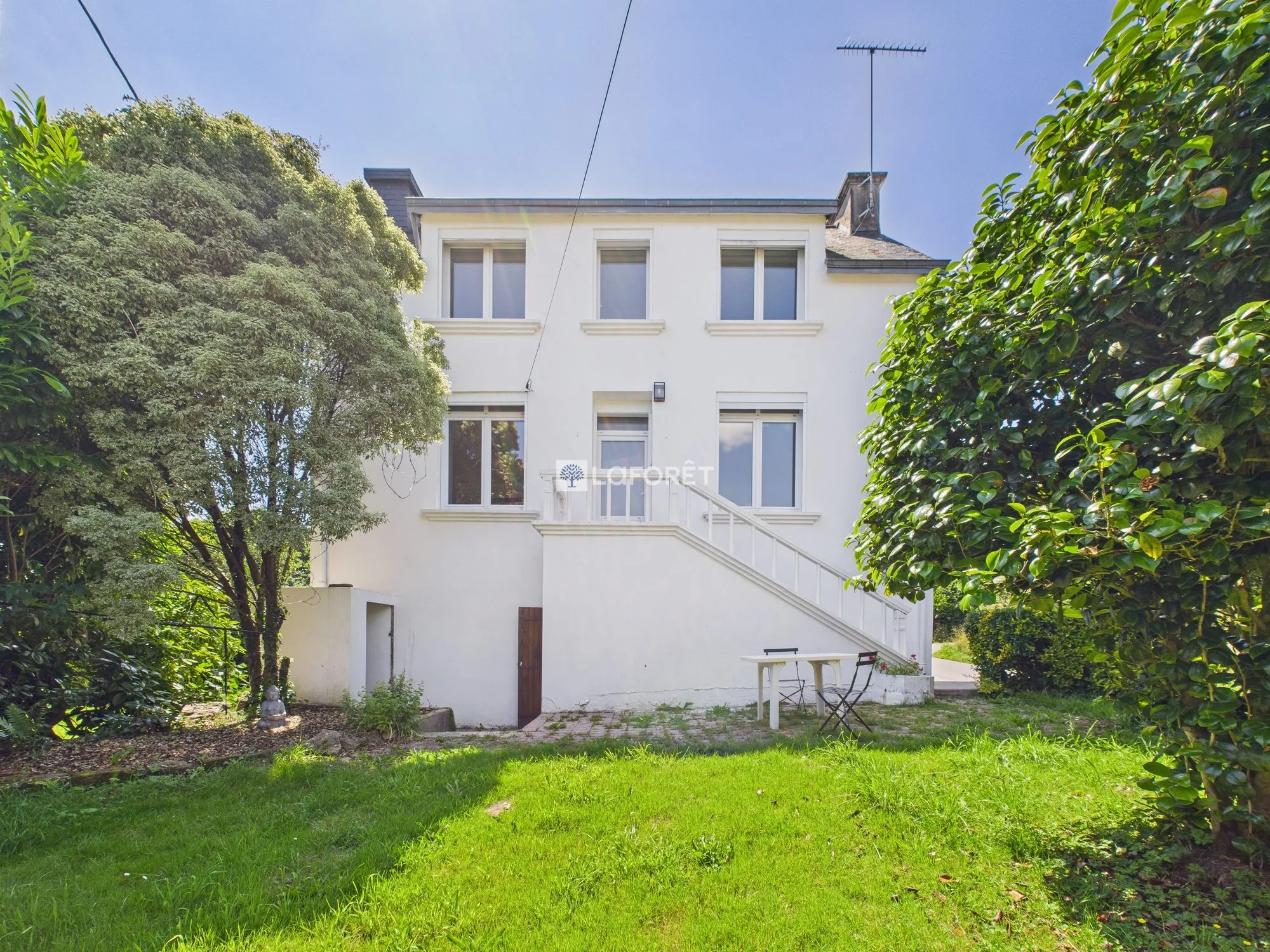 Belle maison rénovée de 130 m² avec jardin à Leuhan – Cadre paisible et convivial