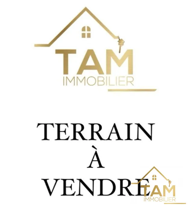 Terrain constructible de 700 m² à vendre à Menilles dans un environnement calme
