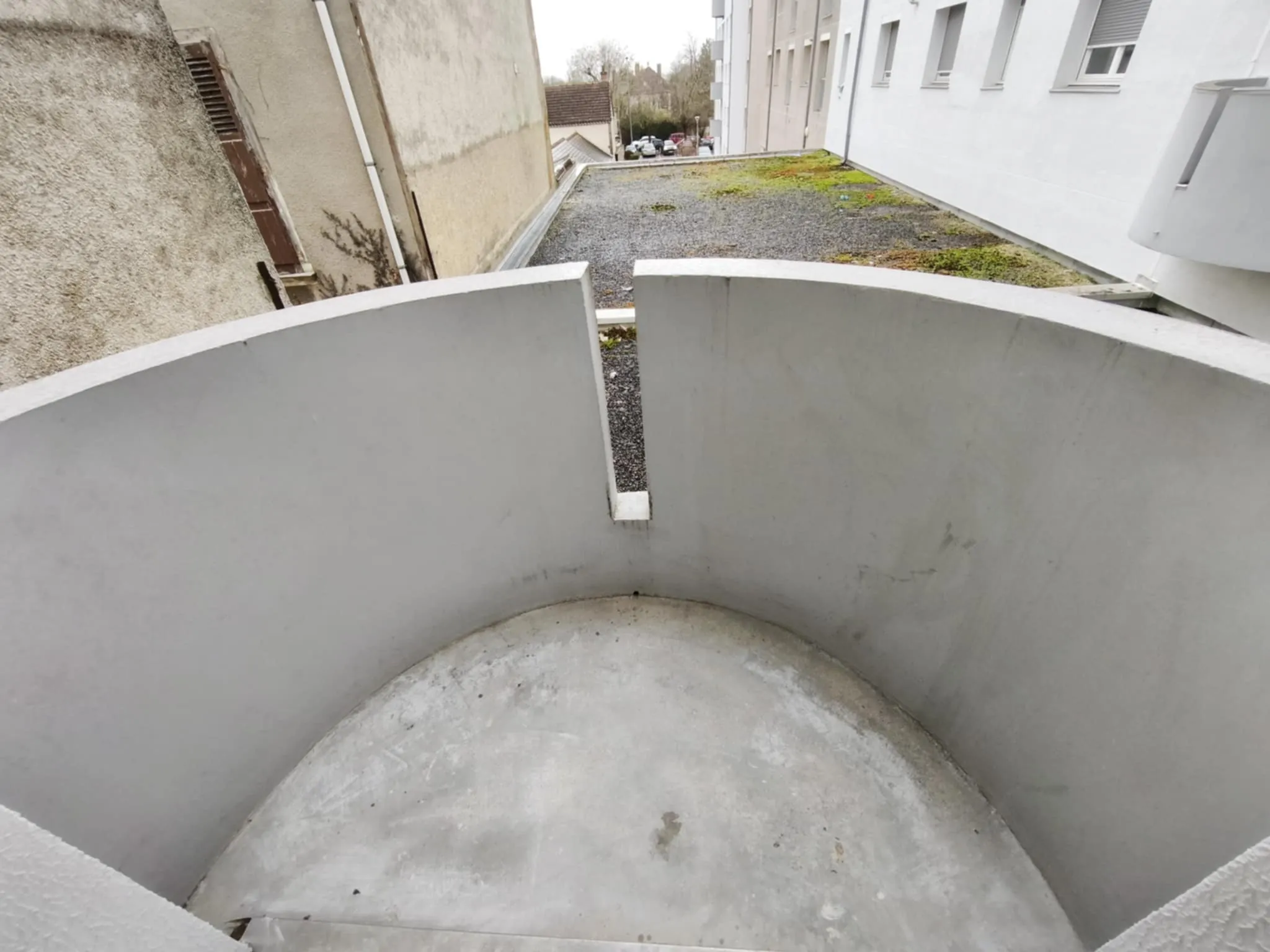 Appartement T2 à Sainte Savine avec terrasse, cave, idéal premier achat ou investissement