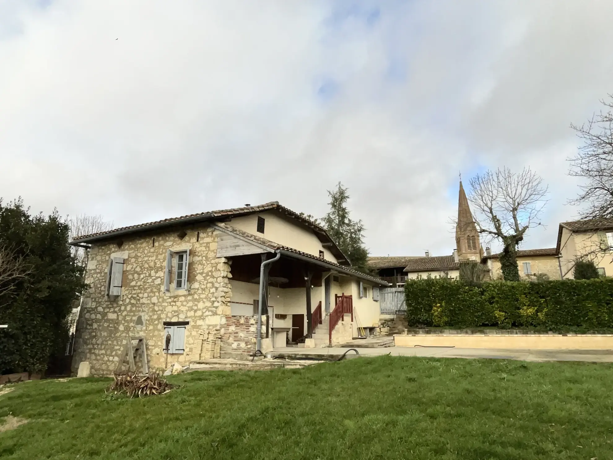 Maison rénovée 3 chambres avec Jardin et Vue campagne à Mauvezin