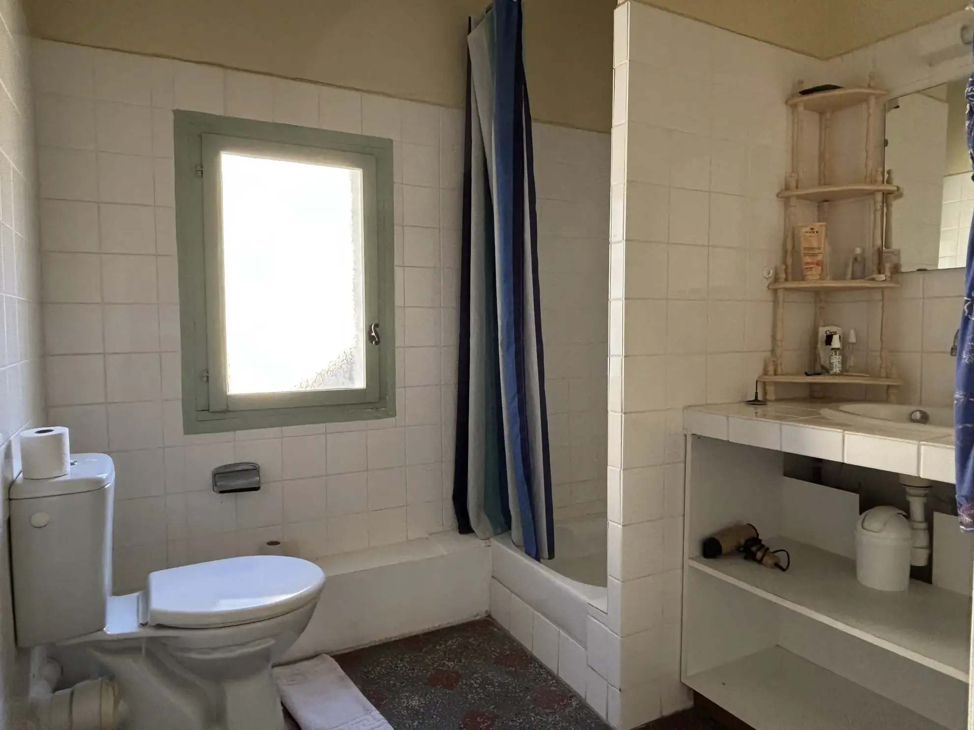 Maison ancienne à rénover de 136 m² au centre de Sommières 