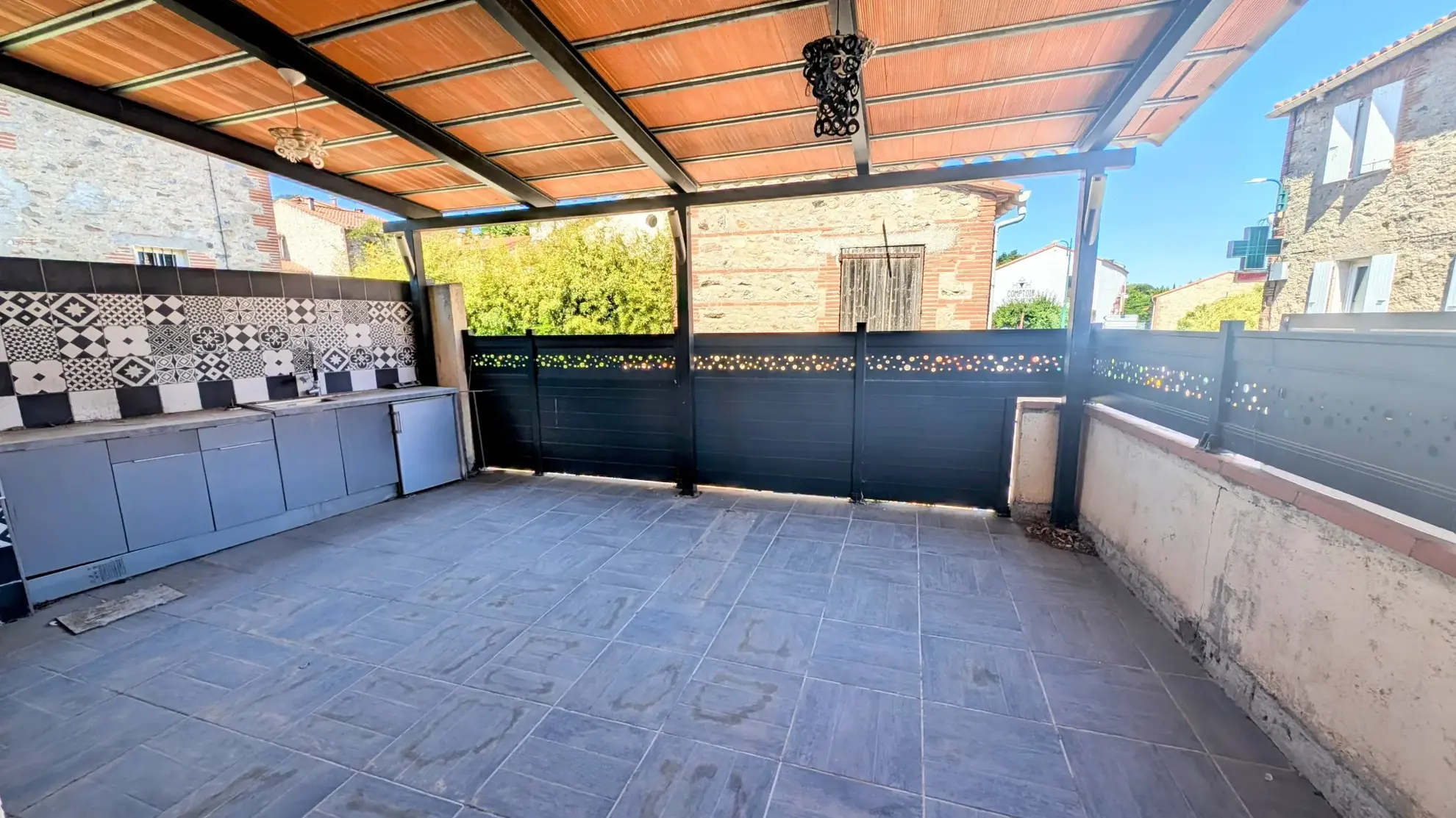 Maison de village avec fort potentiel de division à Laroque des Albères 