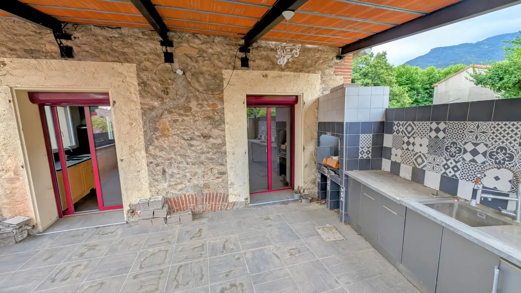 Maison de village avec fort potentiel de division à Laroque des Albères