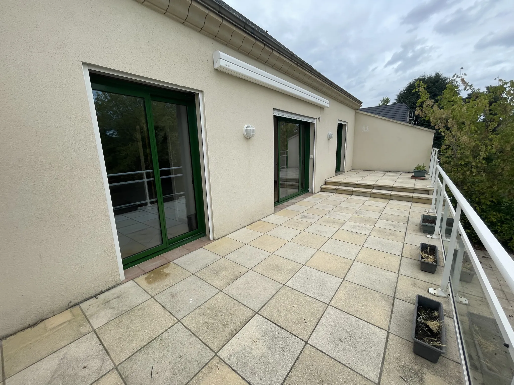 Maison à vendre dans le quartier du stadium à Brive avec 4 chambres et jardin 