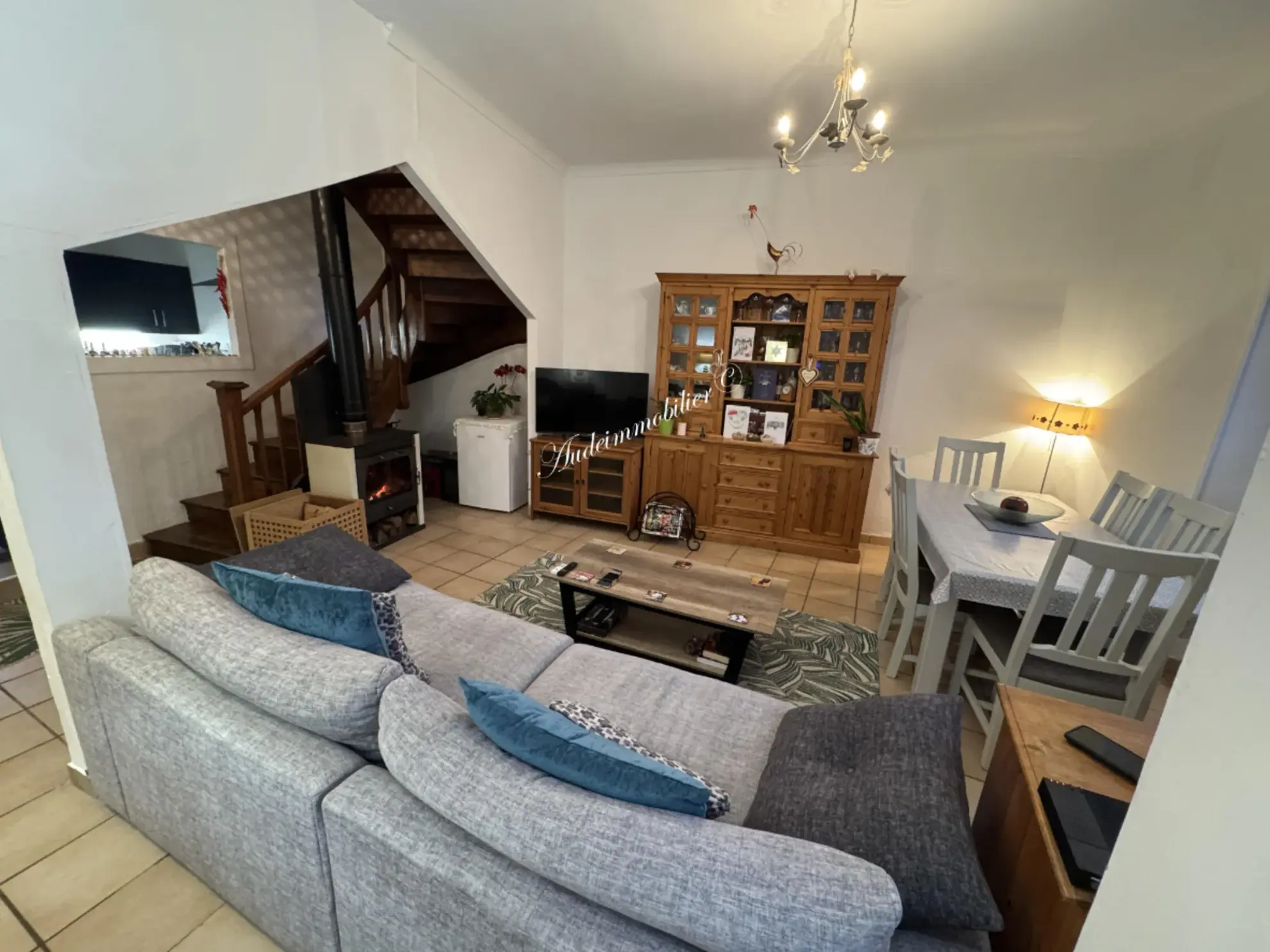 Vente de bâtiment de 480 m² avec terrain clos de 1200 m² à Eppeville