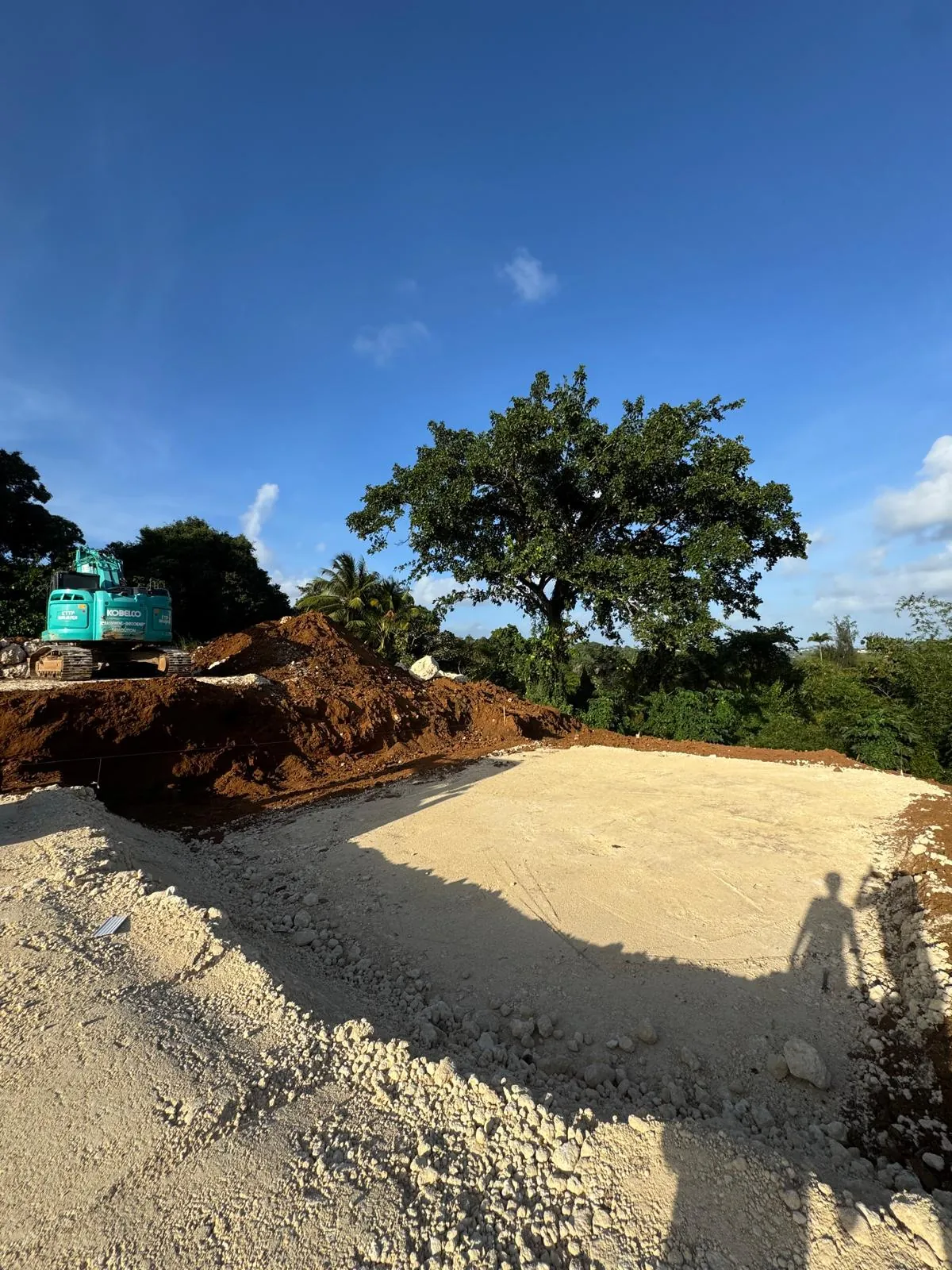 Belle maison en pierre avec piscine et jardin à Bazas