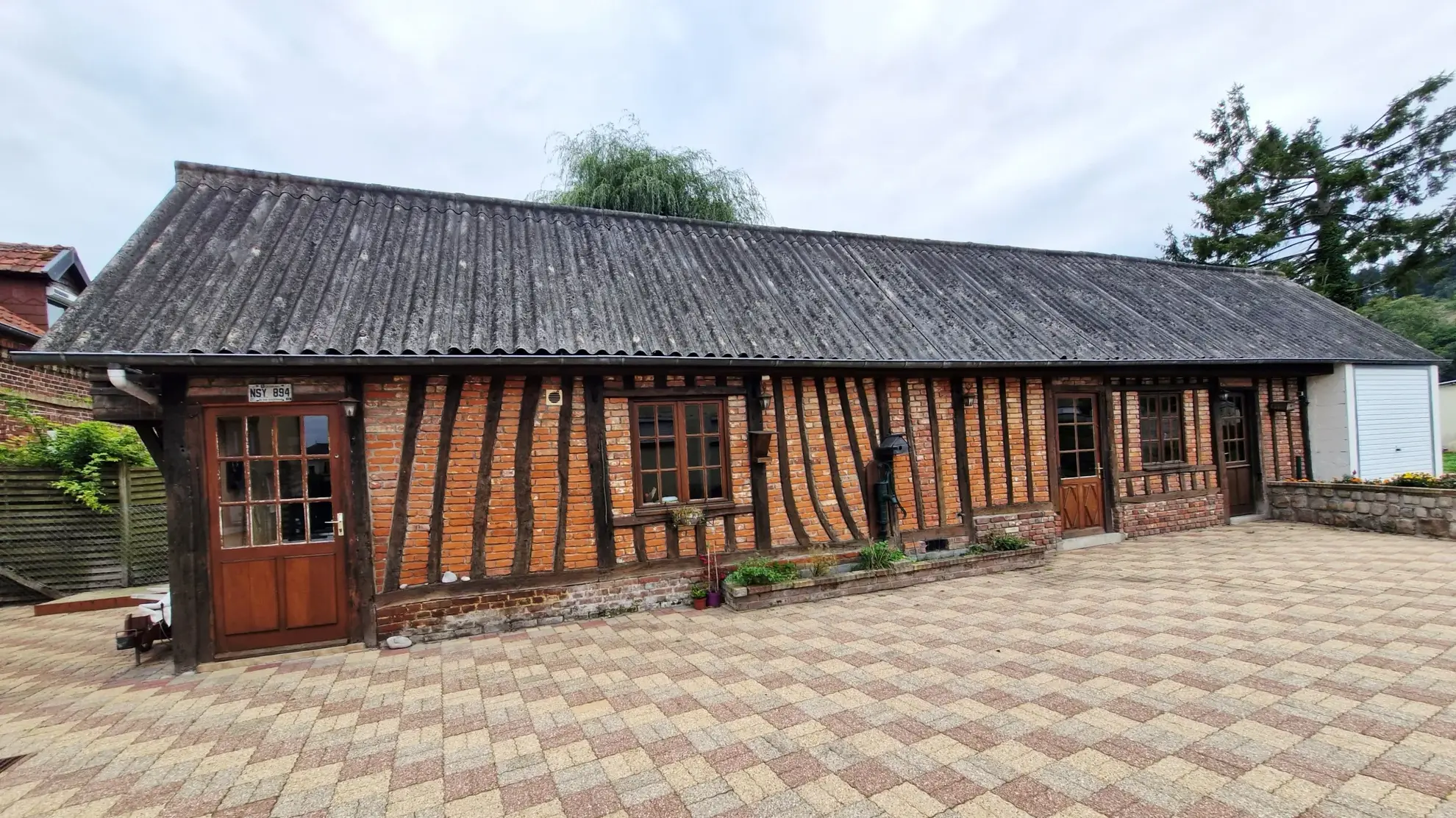 Maison de village avec dépendance à vendre à proximité de Dieppe 