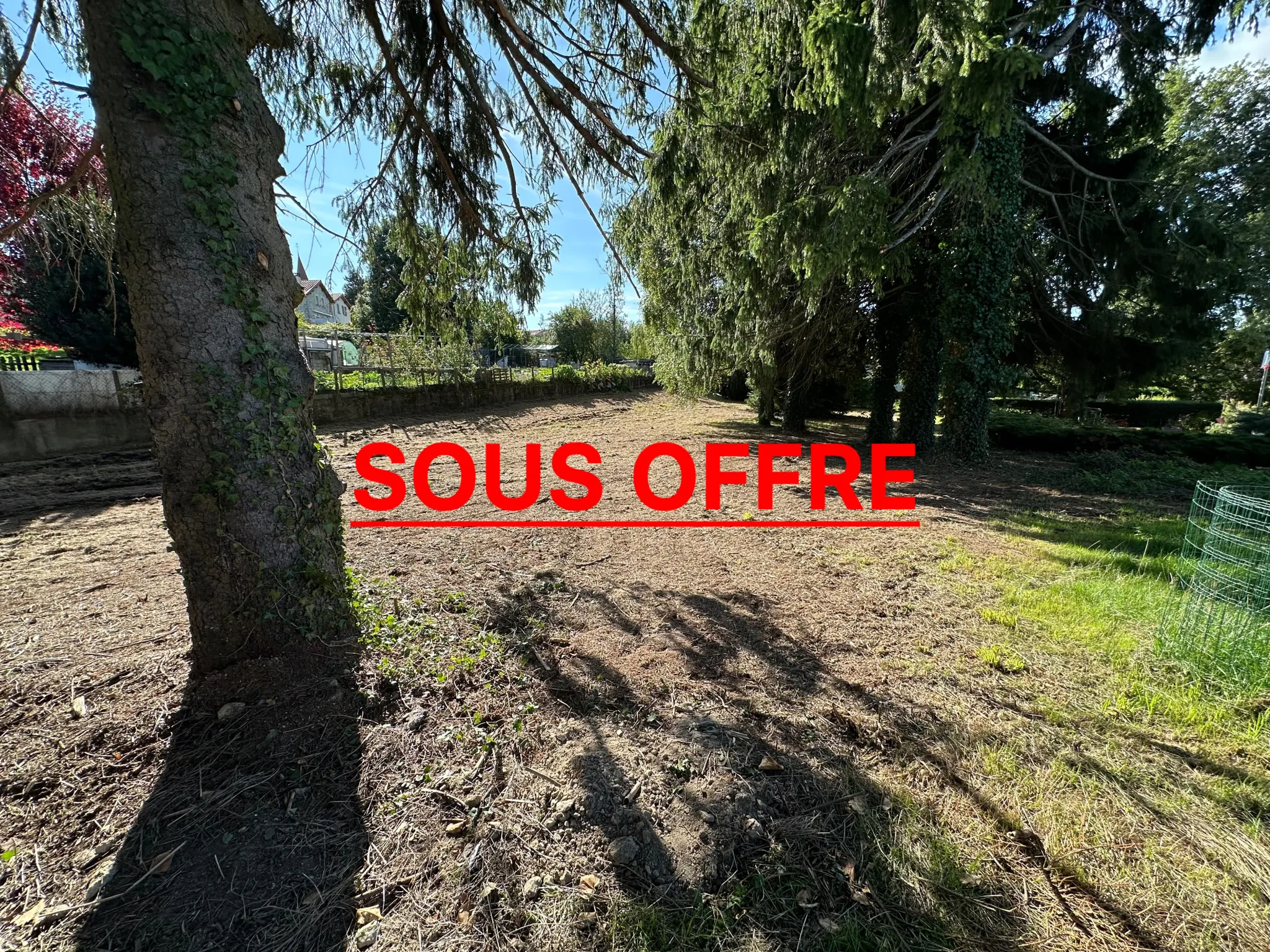 Terrain constructible de 1098 m² à Saint Just Malmont en Haute-Loire