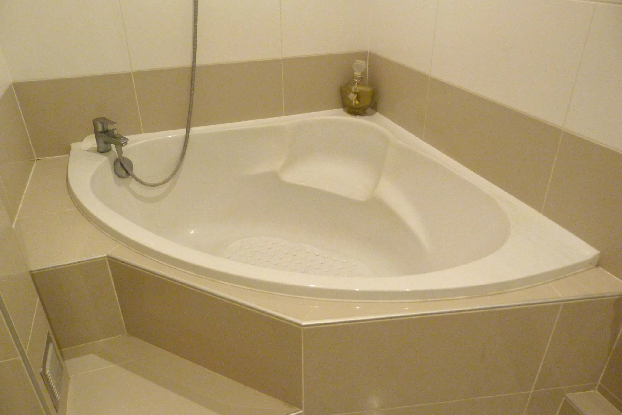 Appartement Type 5 lumineux avec terrasse et garage à Le Petit-Quevilly 