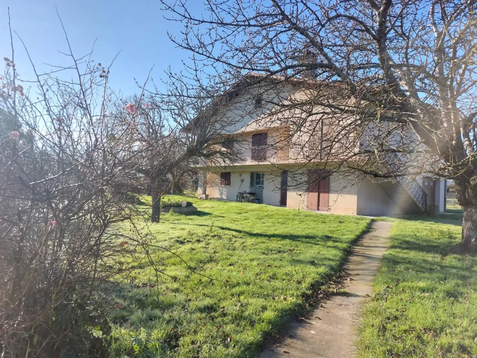 Maison lumineuse avec grand terrain à Auterive - Toulouse Sud
