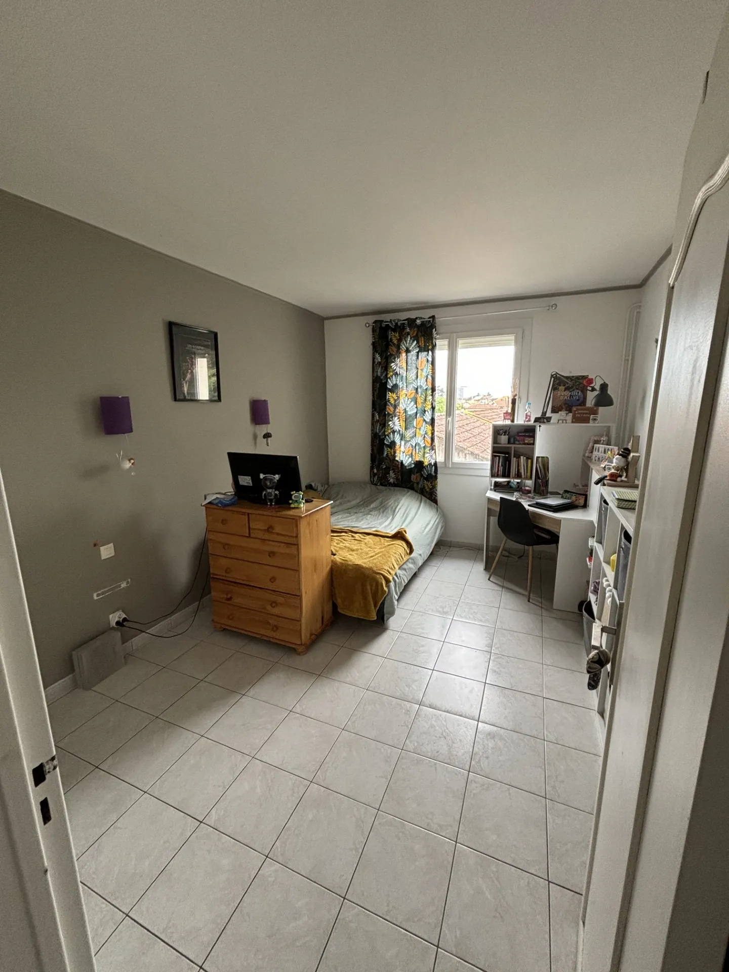 Appartement 84 m² à vendre à Agen, résidence sécurisée avec garage et balcon 