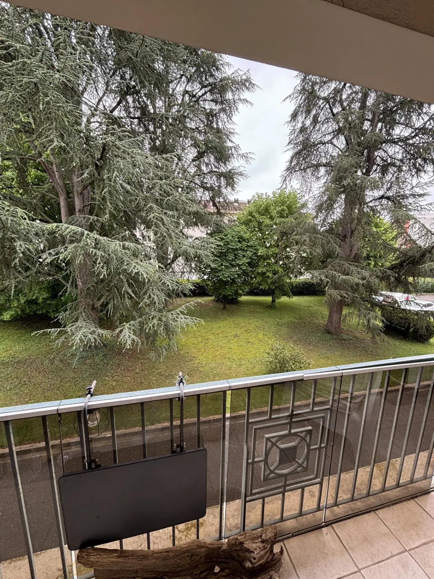 Appartement 84 m² à vendre à Agen, résidence sécurisée avec garage et balcon 