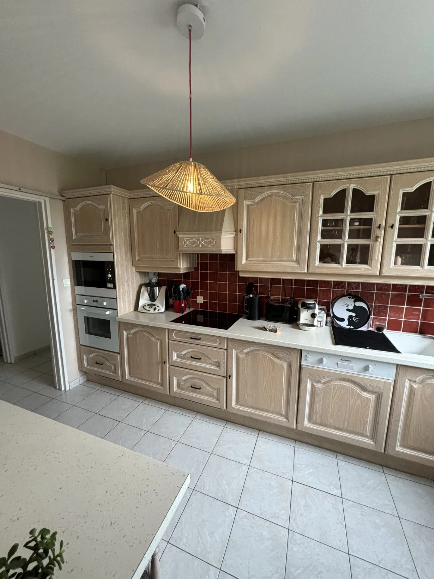 Appartement 84 m² à vendre à Agen, résidence sécurisée avec garage et balcon 