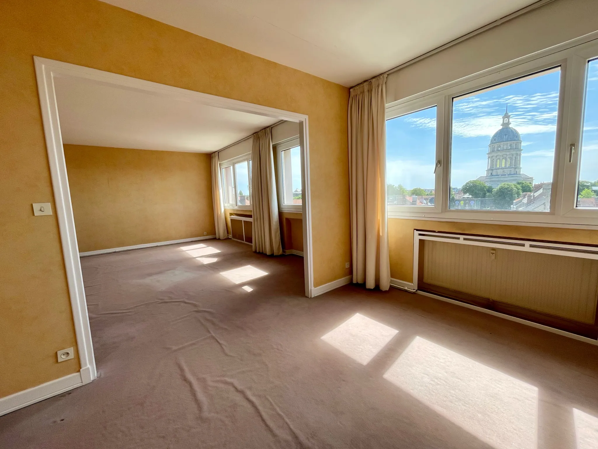 Appartement de standing avec 3 chambres, cave et parking à Boulogne-sur-Mer