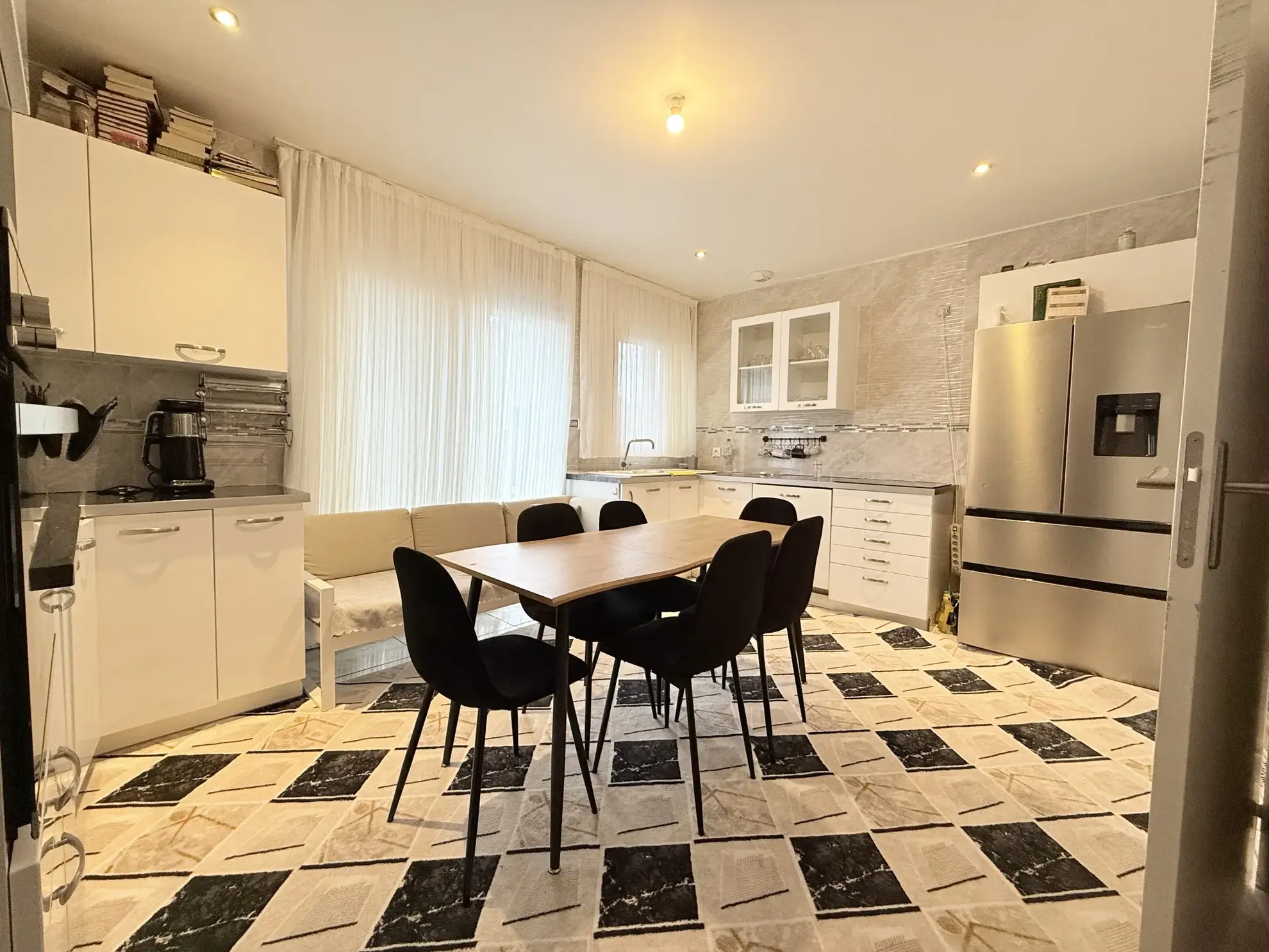 Belle maison moderne de plain-pied à Vierzon - 140 m² avec jardin 