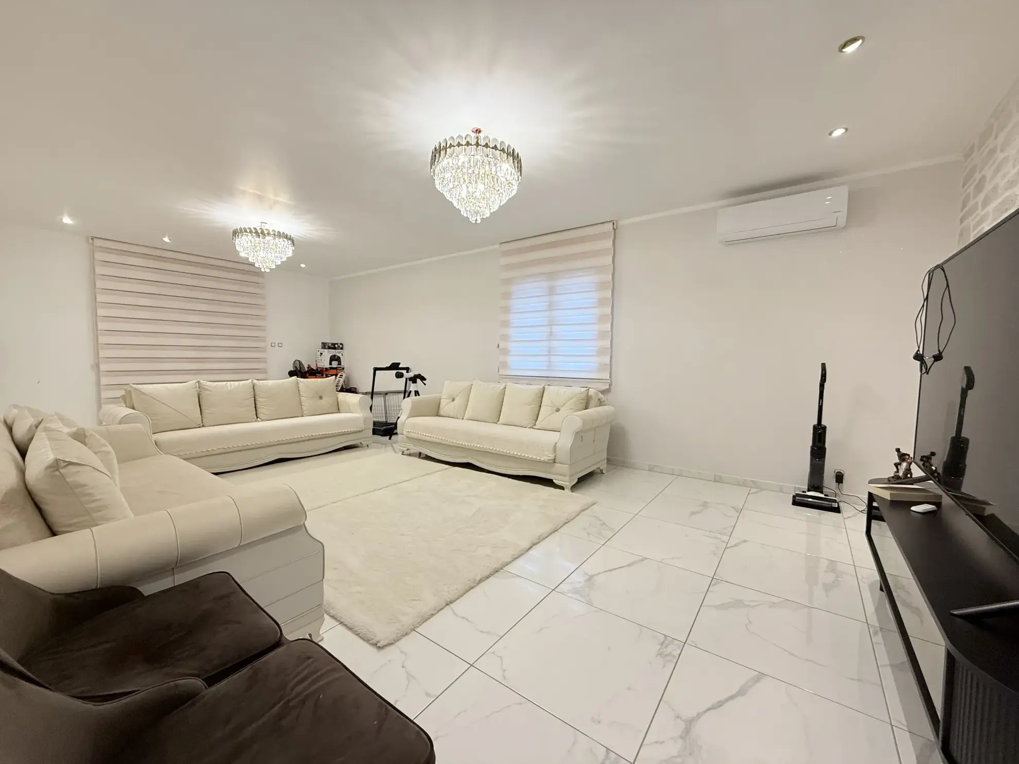 Belle maison moderne de plain-pied à Vierzon - 140 m² avec jardin 