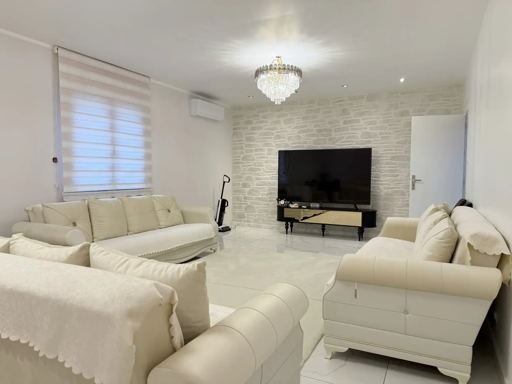 Belle maison moderne de plain-pied à Vierzon - 140 m² avec jardin 