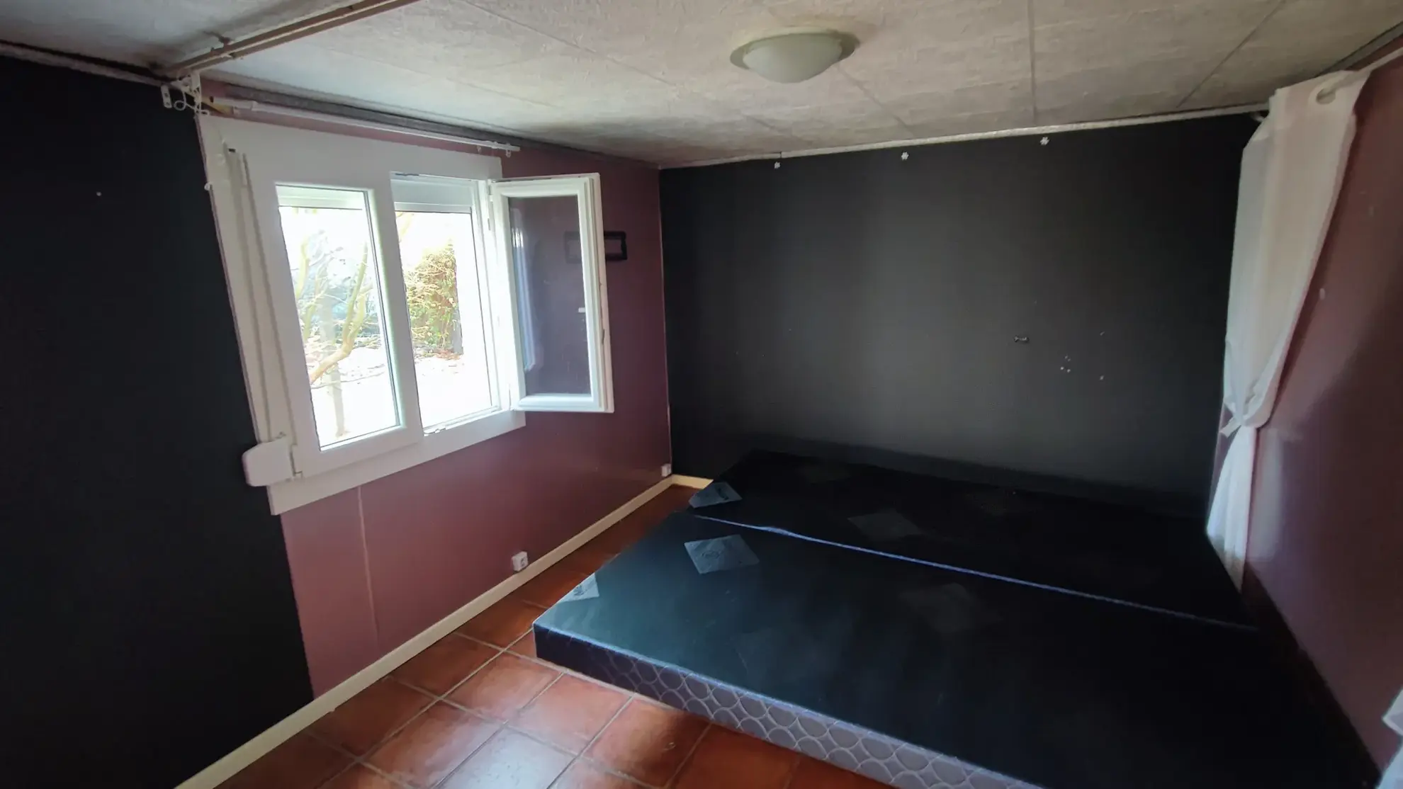 Maison 115 m² à Bavans dans le Doubs, 2 chambres, jardin et garage 