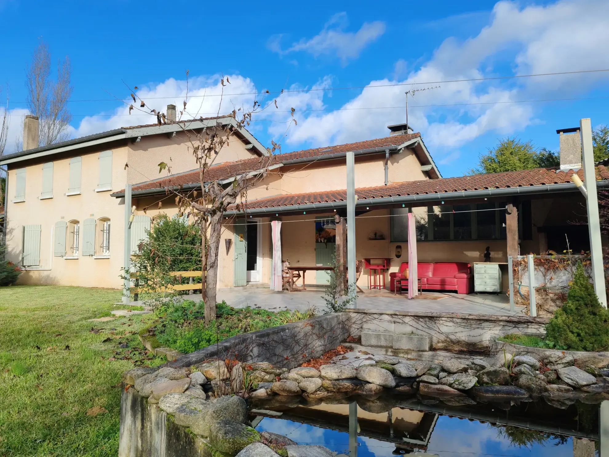 Charmante maison de 185 m² à Castres avec terrain arboré et bureaux 