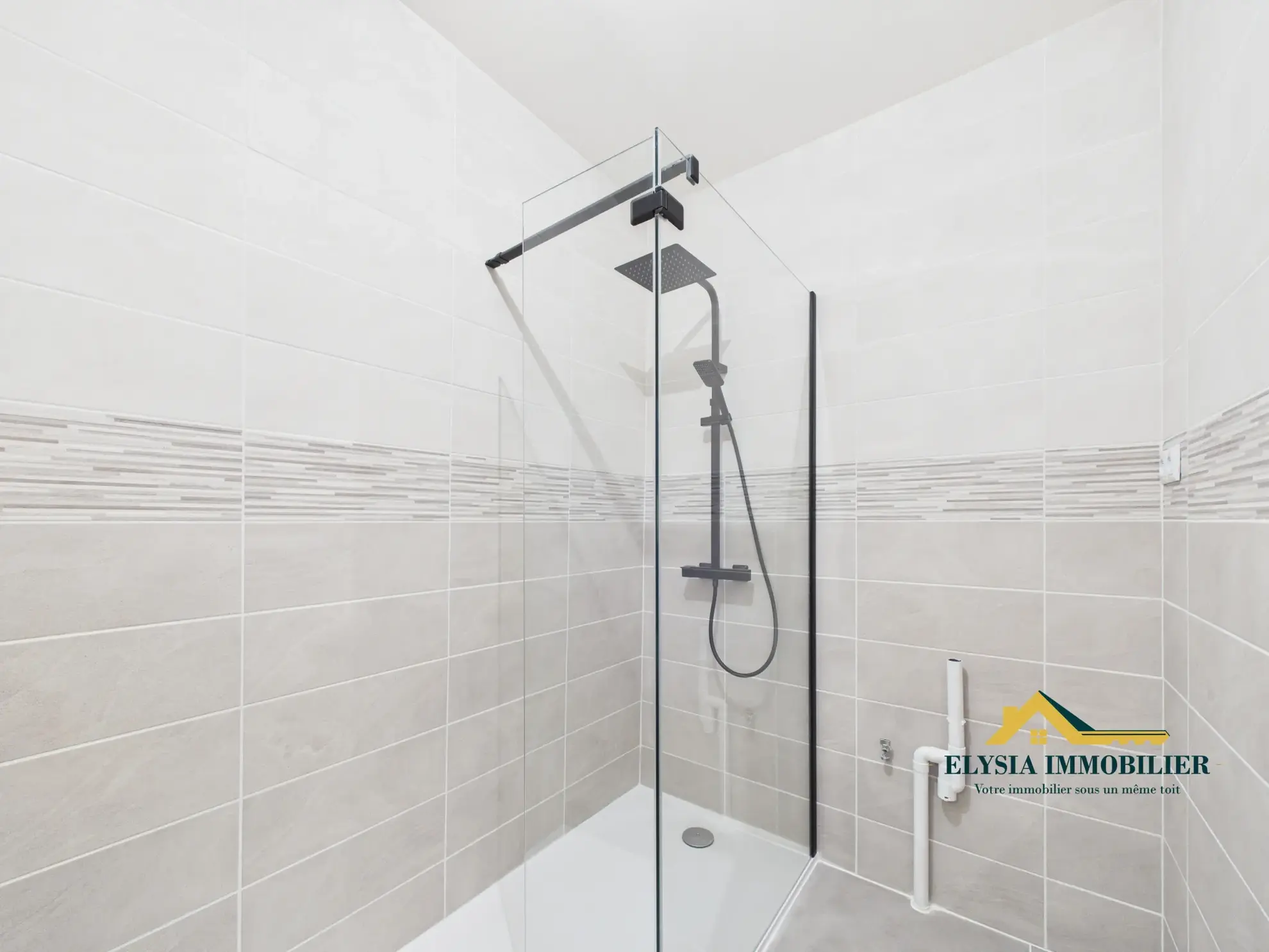 Appartement T4 rénové de 84,80 m² avec balcon à Nancy en vente 