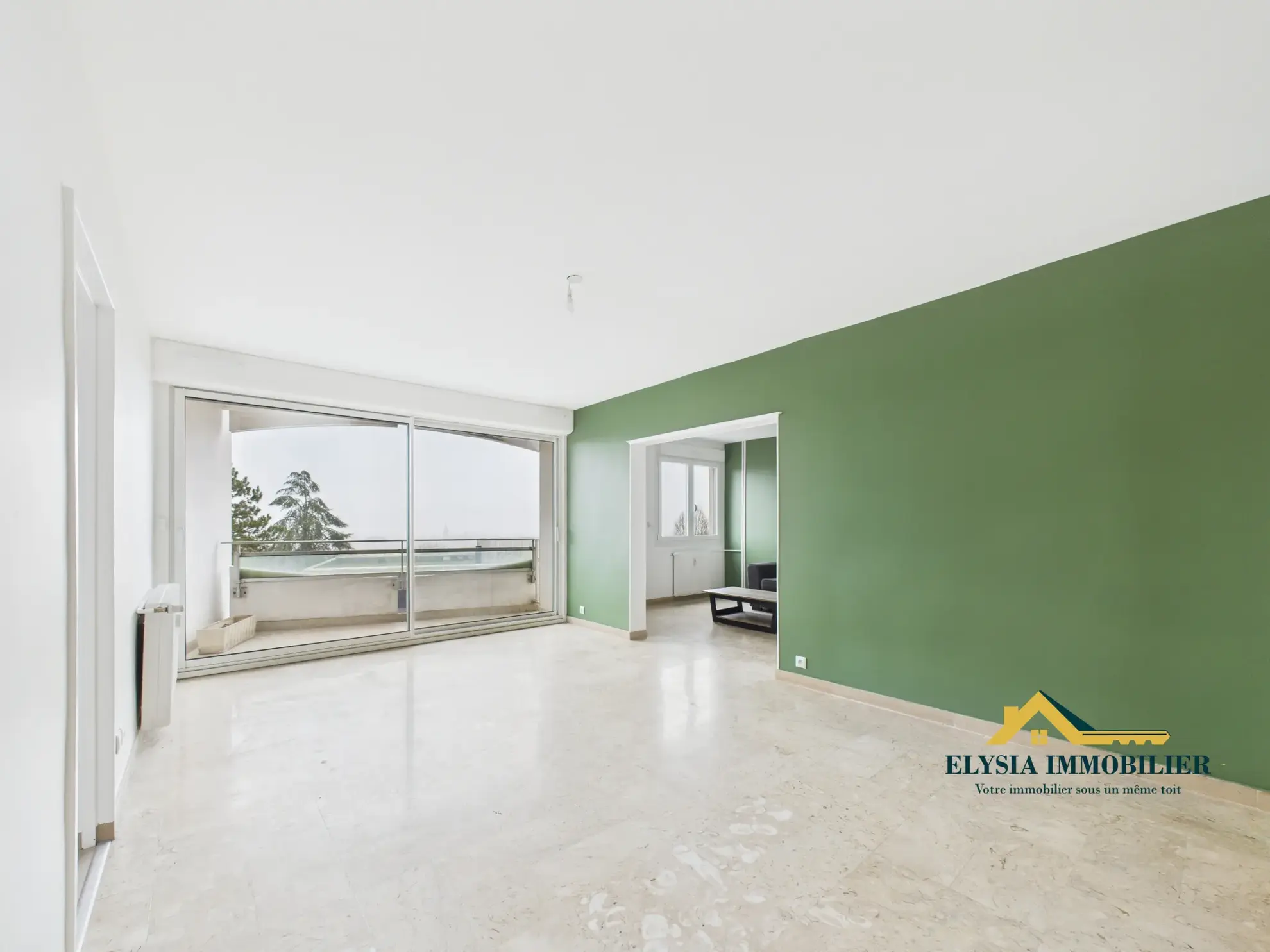 Appartement T4 rénové de 84,80 m² avec balcon à Nancy en vente 