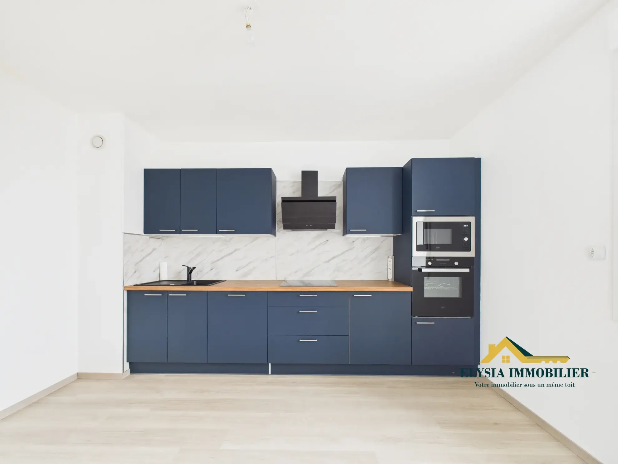 Appartement T4 rénové de 84,80 m² avec balcon à Nancy en vente 