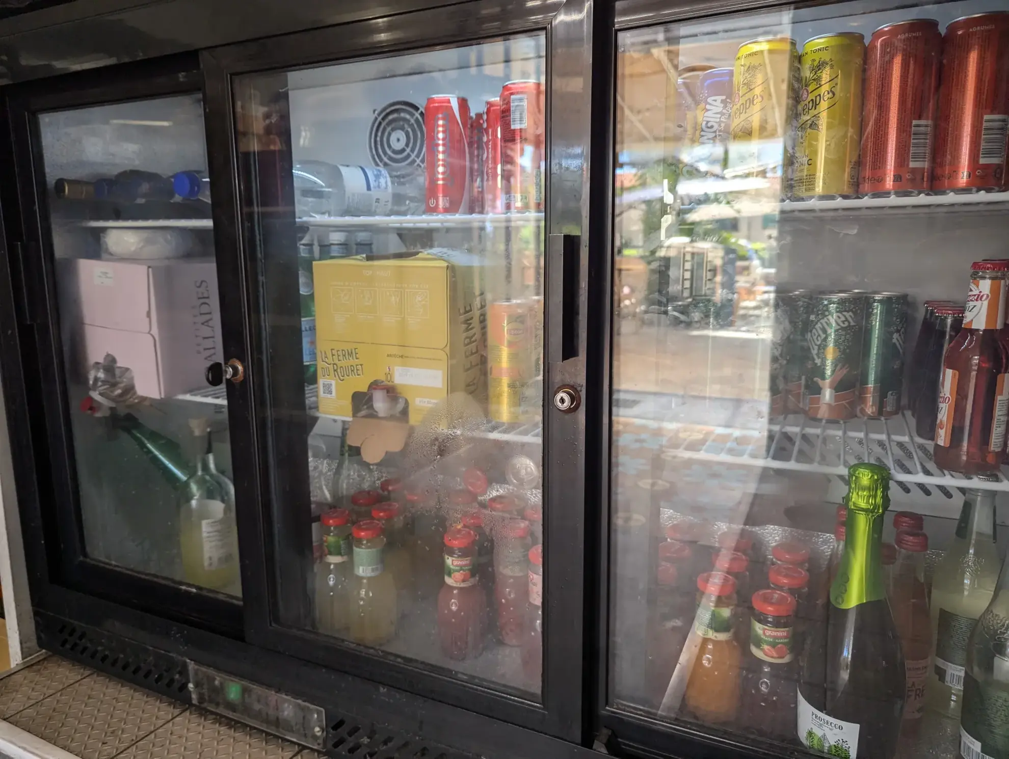 Fonds de commerce restauration rapide et bistro à vendre à Castellar, Côte d'Azur 