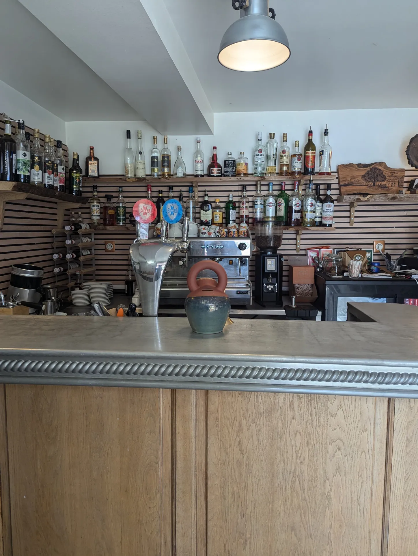 Fonds de commerce restauration rapide et bistro à vendre à Castellar, Côte d'Azur 