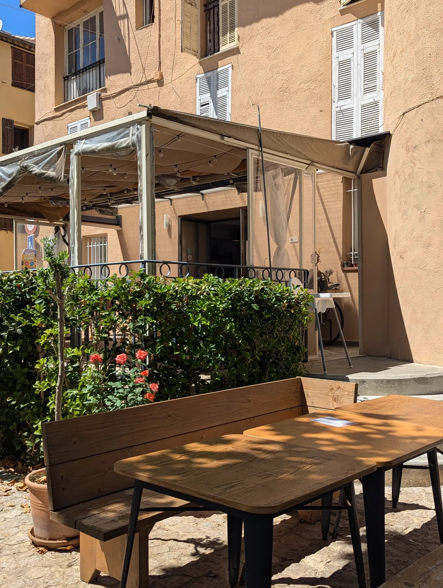 Fonds de commerce restauration rapide et bistro à vendre à Castellar, Côte d'Azur 