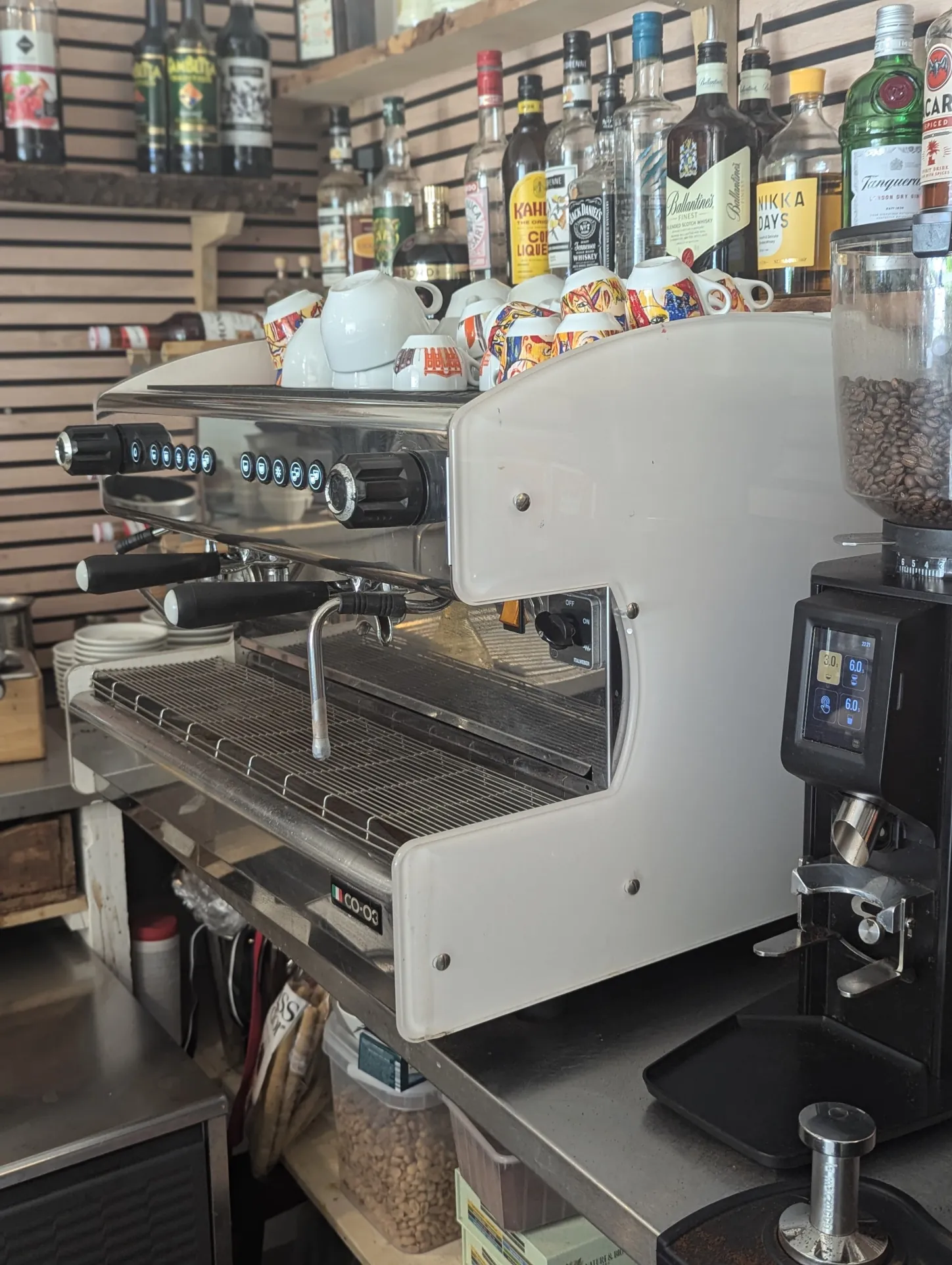 Fonds de commerce restauration rapide et bistro à vendre à Castellar, Côte d'Azur 