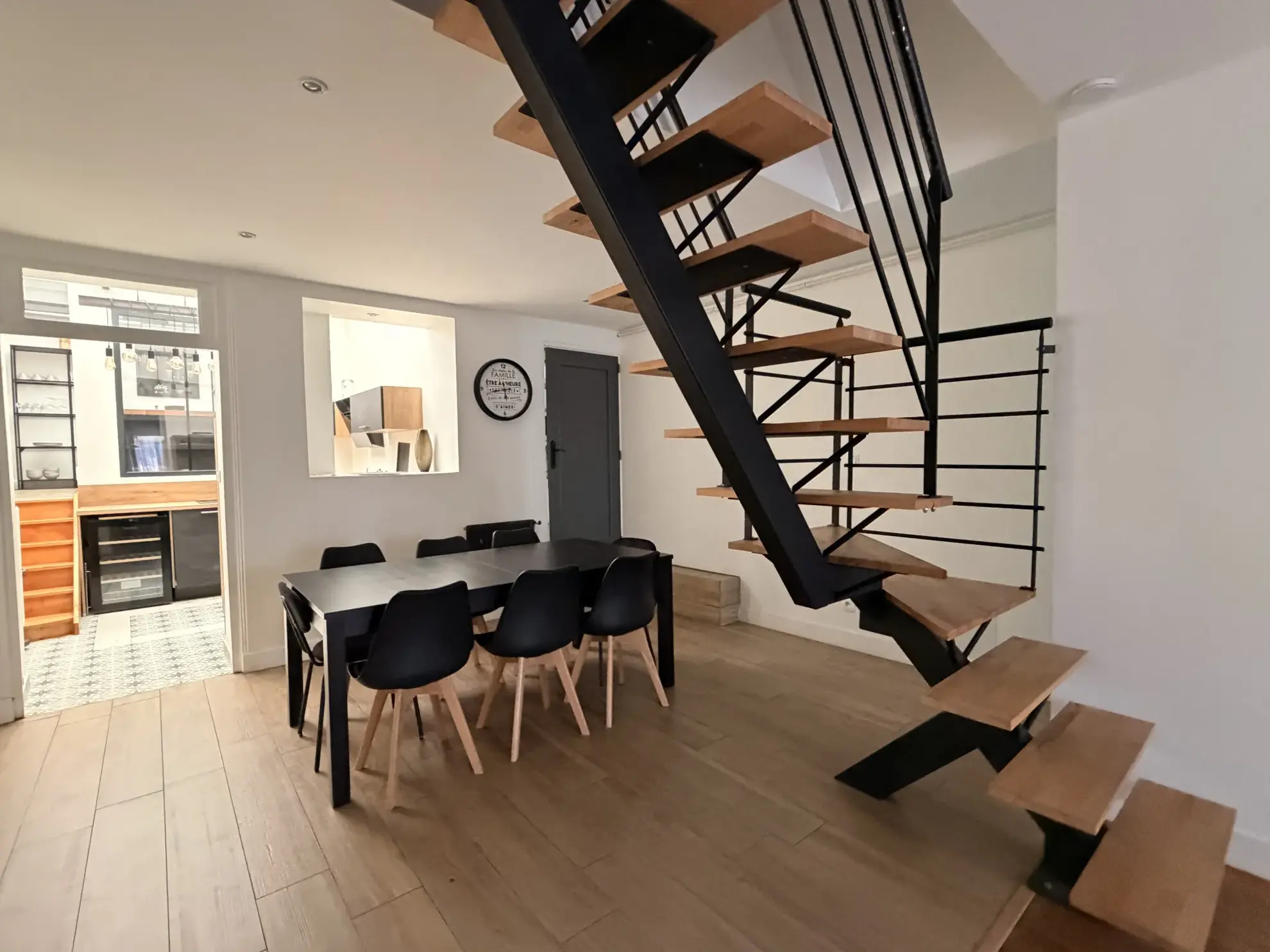 Magnifique maison de ville rénovée à Le Mans avec jardin et 4 chambres