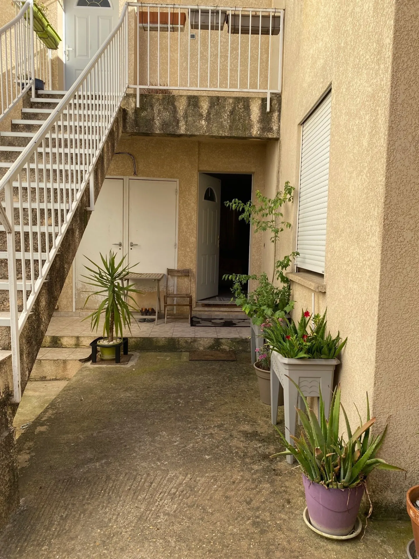 Appartement T2 de 43 m² avec terrasse à Nîmes proche centre-ville 