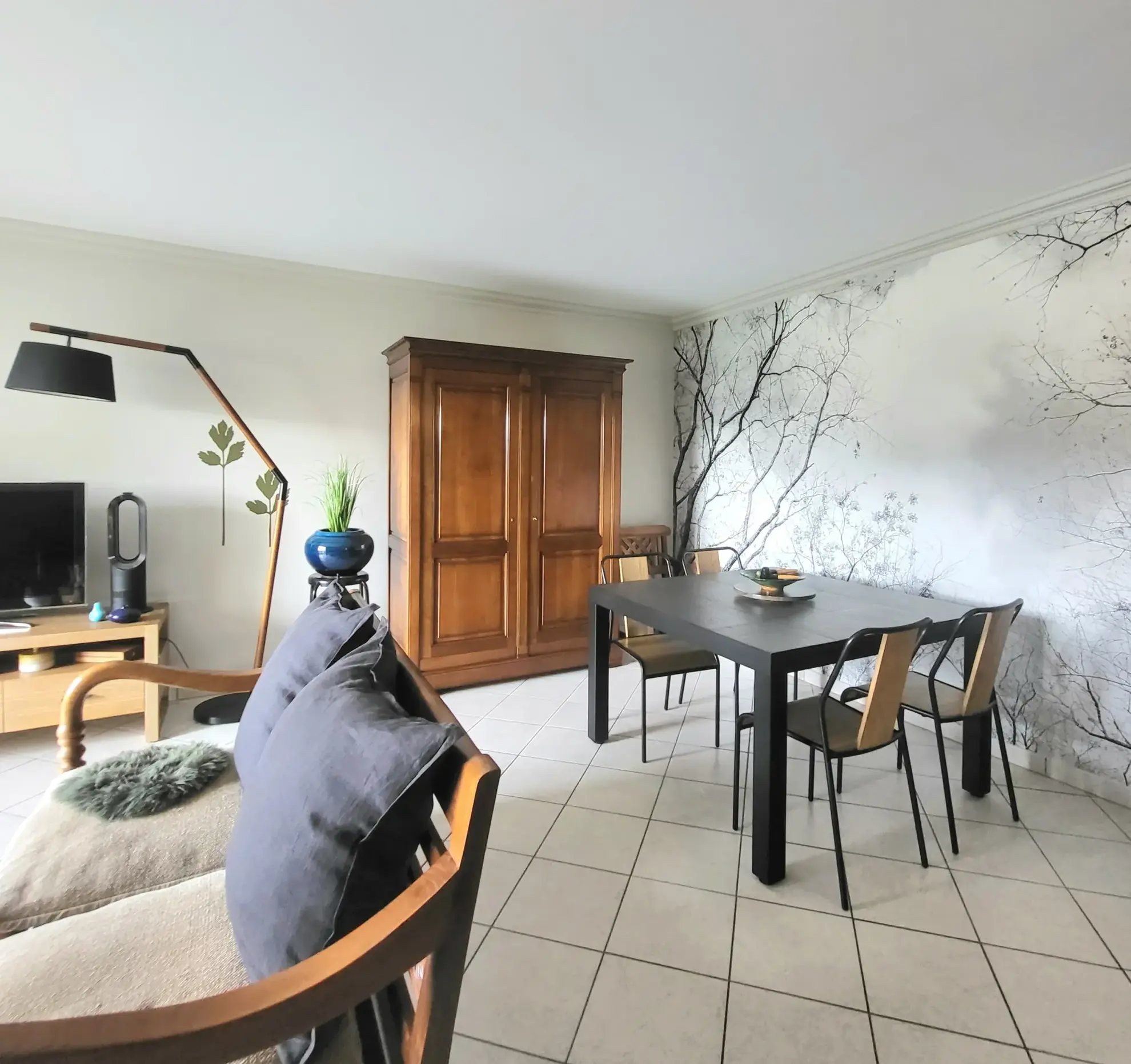 Appartement T4 lumineux à Pontoise avec balcon et stationnement - Idéal investisseur ou famille 