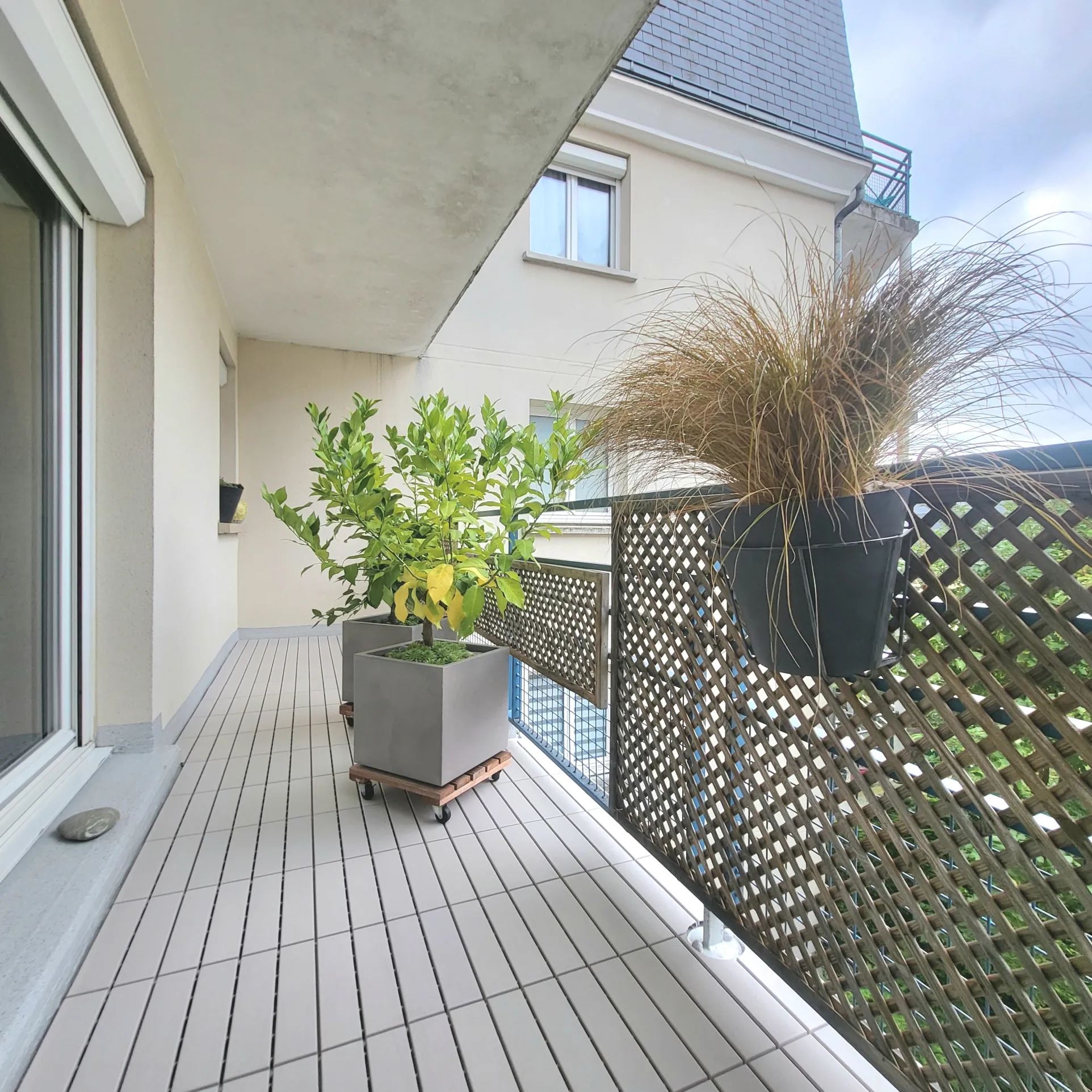 Appartement T4 lumineux à Pontoise avec balcon et stationnement - Idéal investisseur ou famille 
