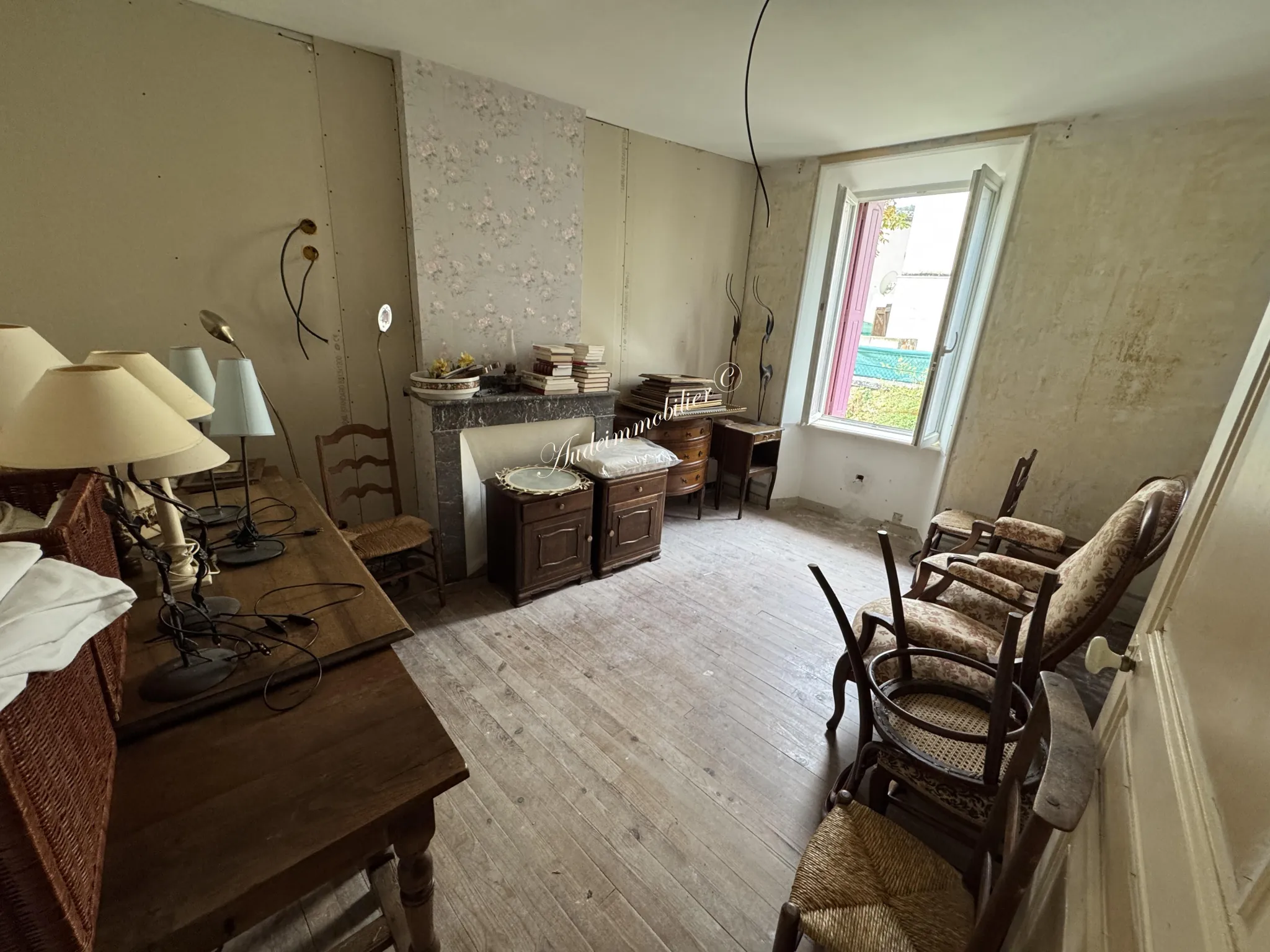 Maison en pierre à finir de rénover à Couiza, région Haut Vallée 