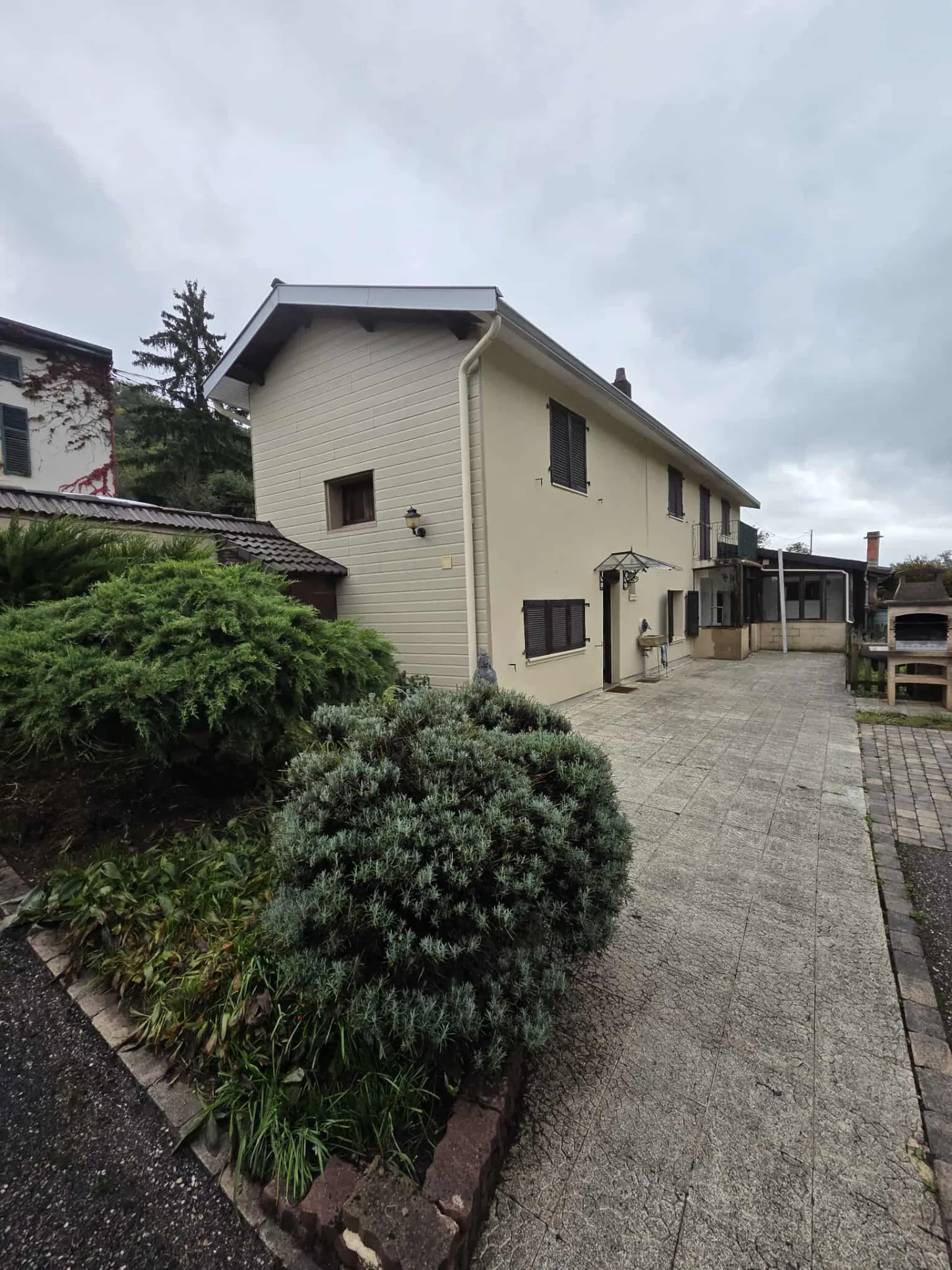 Maison de village 118 m² à Rembercourt-sur-Mad avec grand terrain