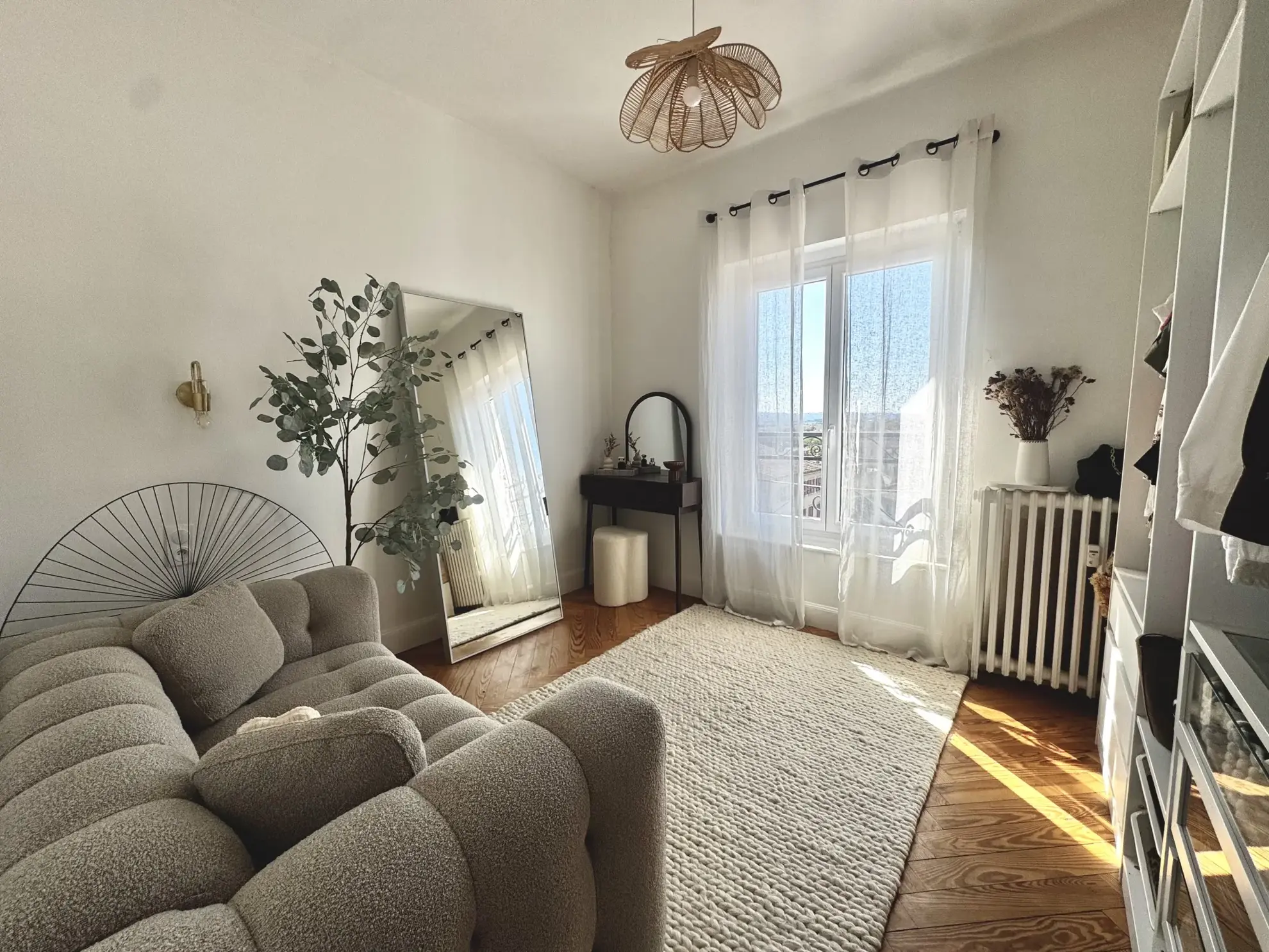 Appartement T3 rénové de 98 m² à Carcassonne en vente 