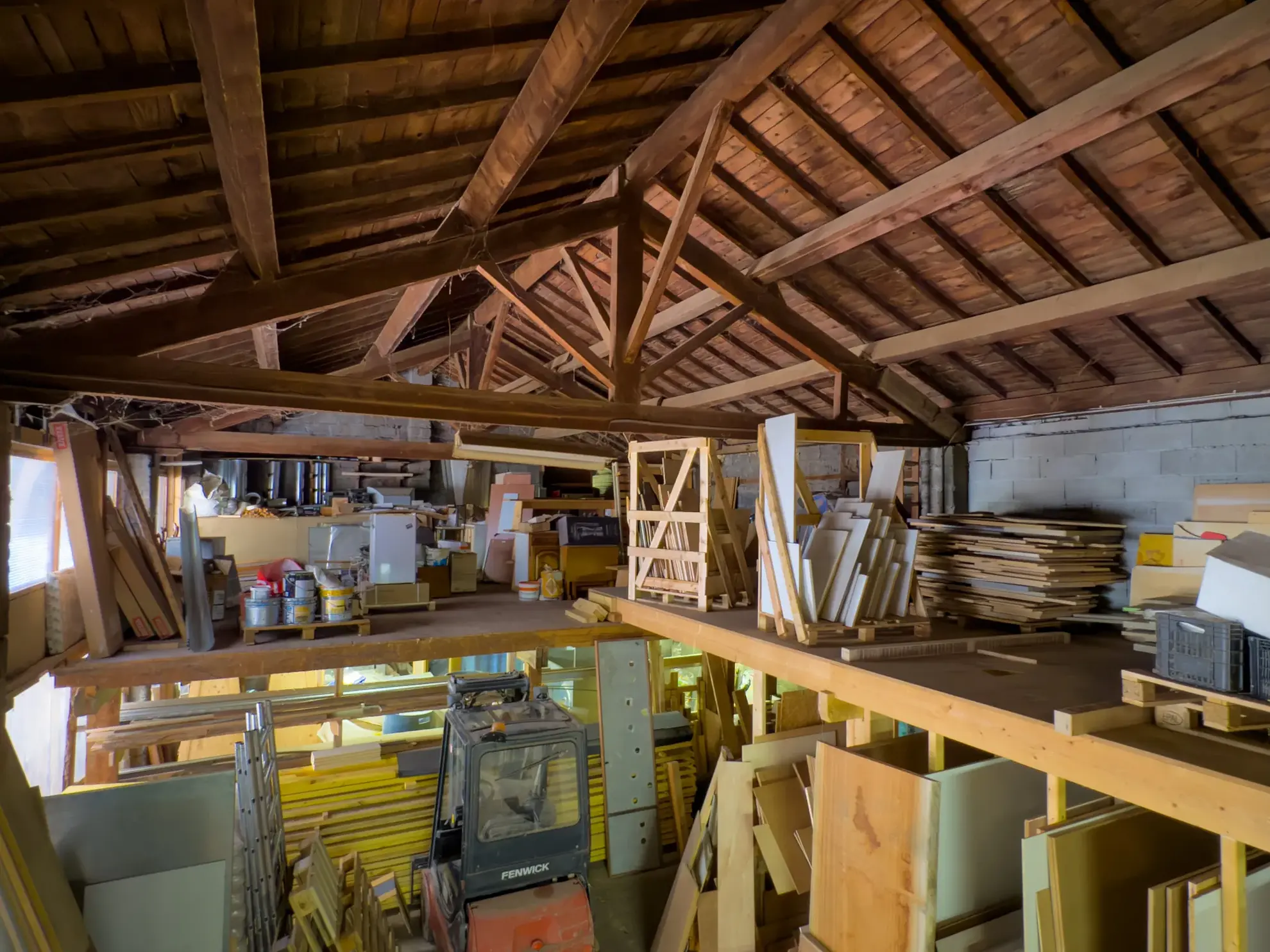 Entrepôt industriel de 645 m² à La Voulte-sur-Rhône en Ardèche 