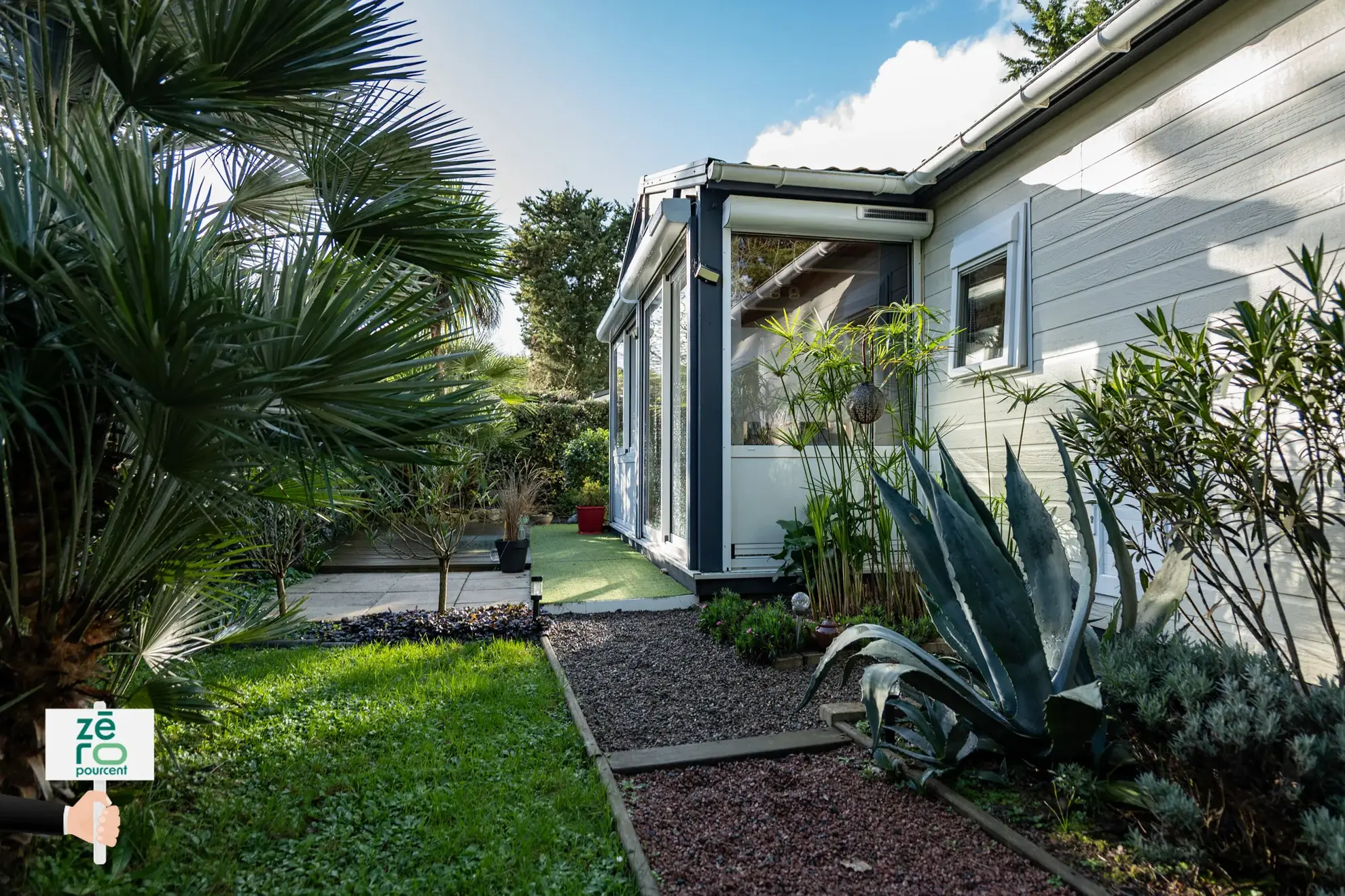 Charmant chalet à Saint Cyr en Talmondais avec véranda et terrain arboré - Idéal résidence principale ou secondaire