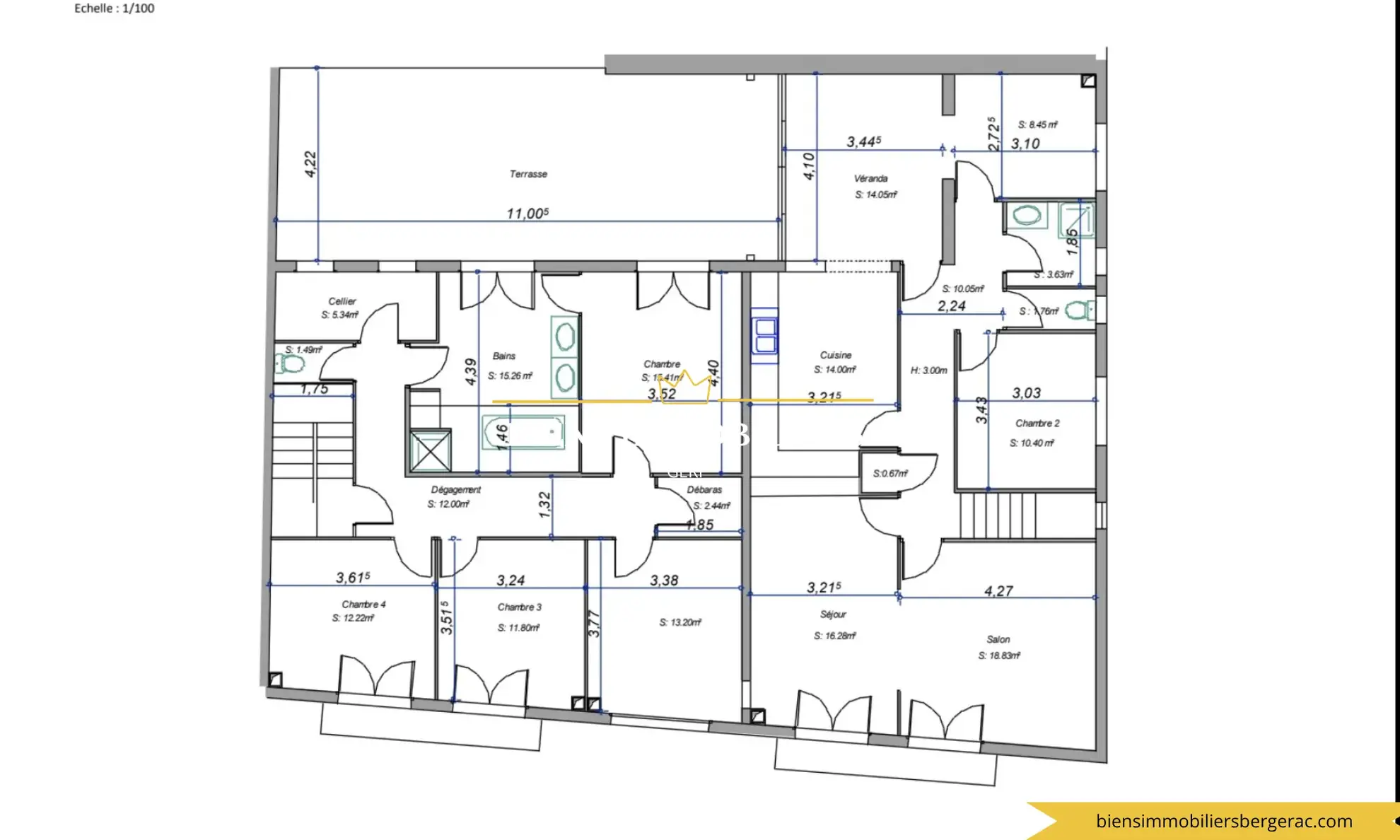 Immeuble à Bergerac avec grand potentiel, centre-ville, 198 m², parking et conforts modernes 