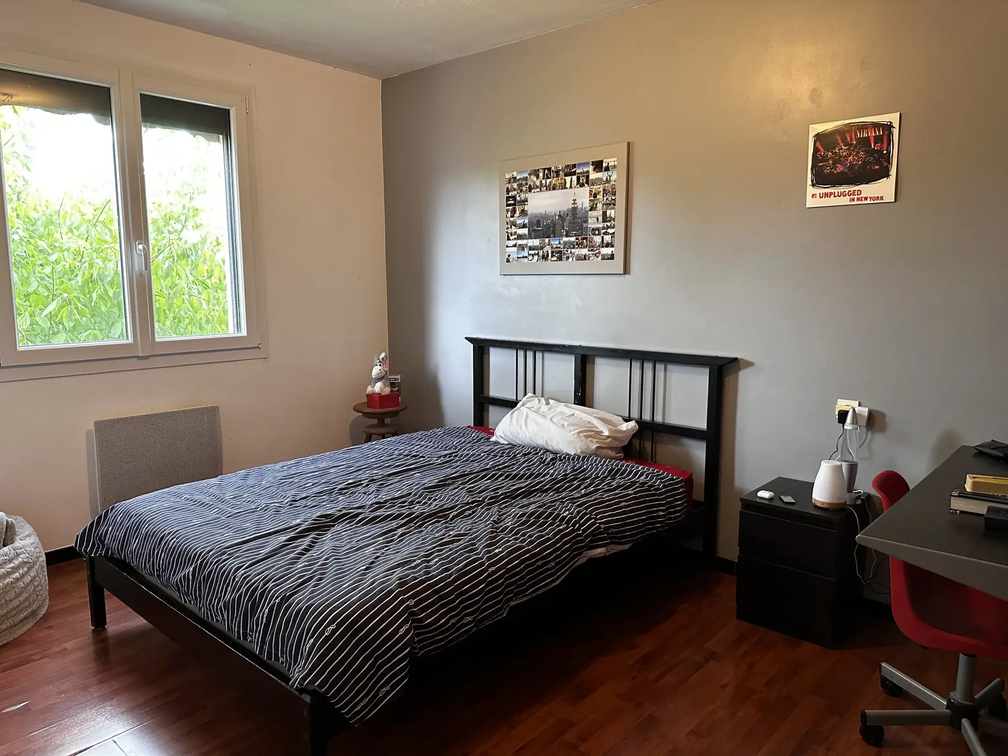 Maison lumineuse avec piscine, jardin et garage proche de Carcassonne 
