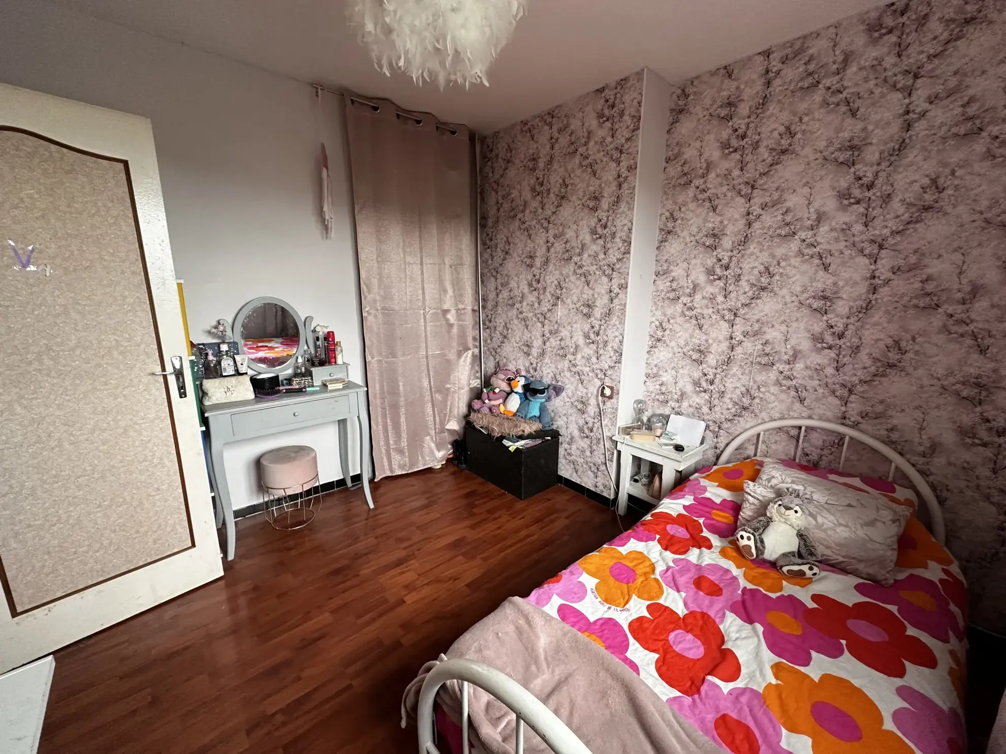 Maison lumineuse avec piscine, jardin et garage proche de Carcassonne 