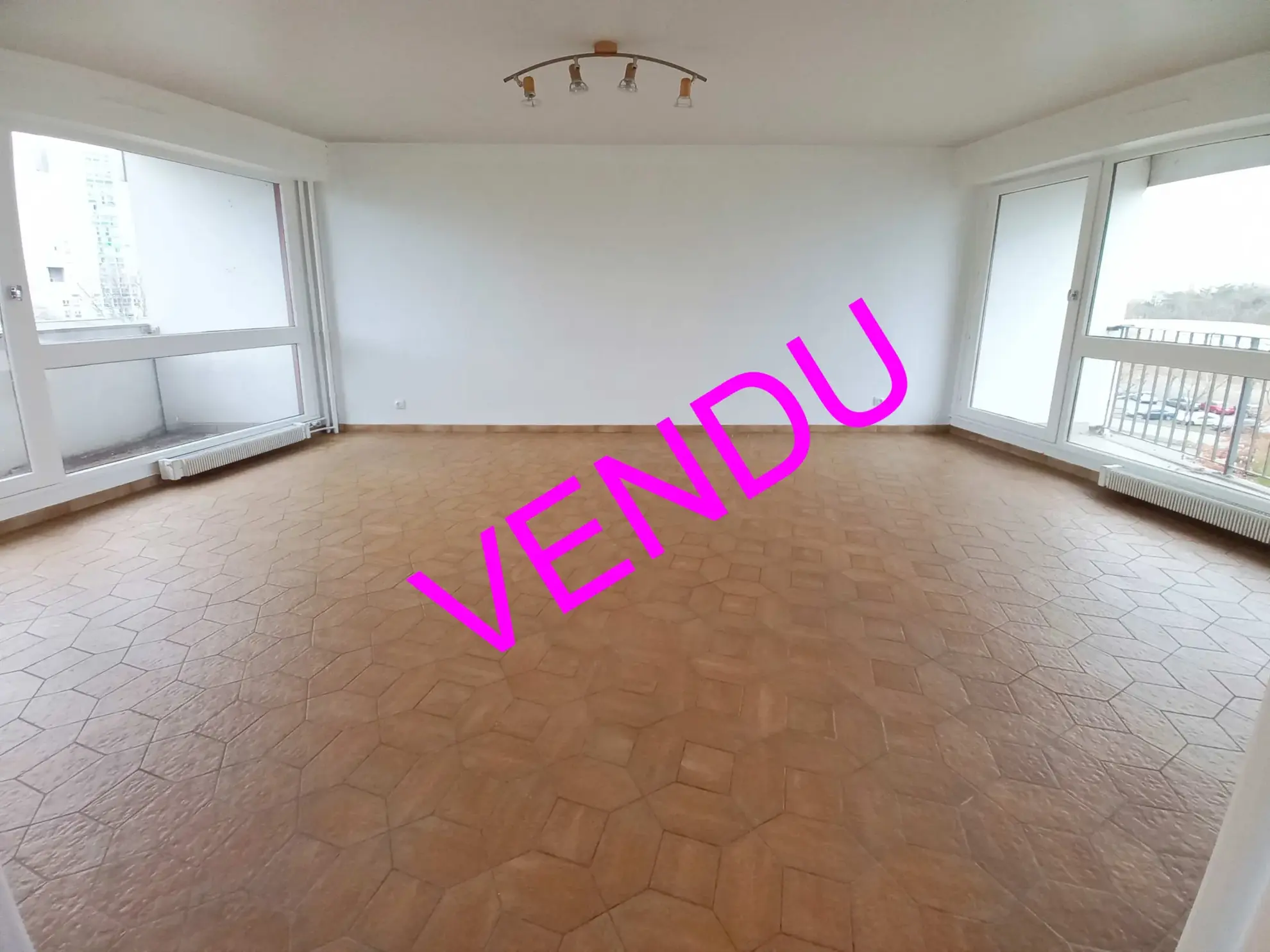 Appartement 4 pièces à Créteil proche métro, lac et université