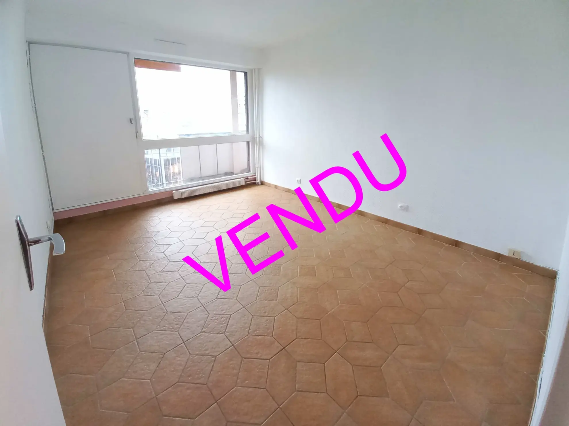 Appartement 4 pièces à Créteil proche métro, lac et université 